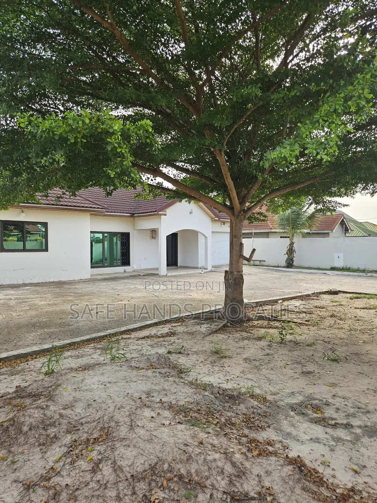 3bdrm House in Kelly Estate, Accra Metropolitan for rent