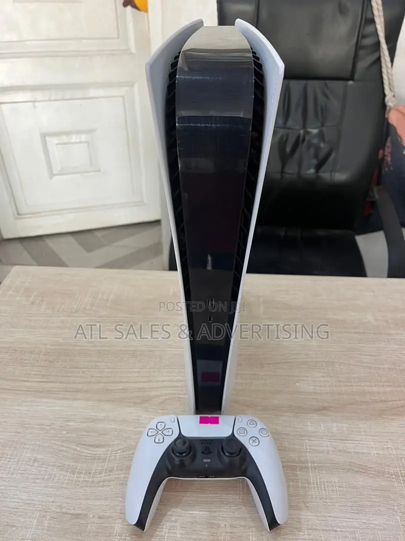Ps5 Standard Digital With 1 Controller