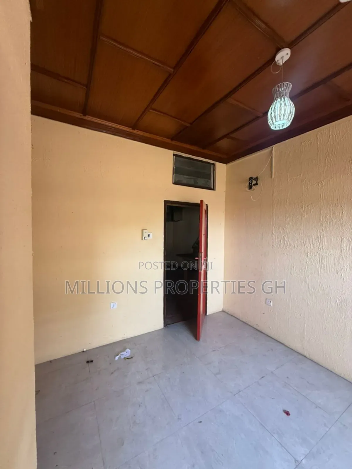 10bdrm House in Millions Properties, MacCharty Hills for sale