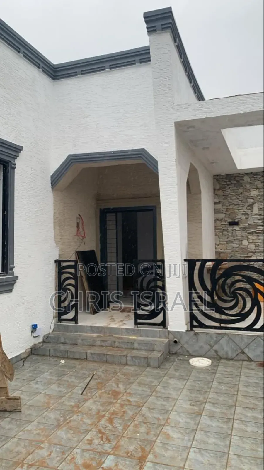 3bdrm House in Oyarifa, Ghana Flag for sale