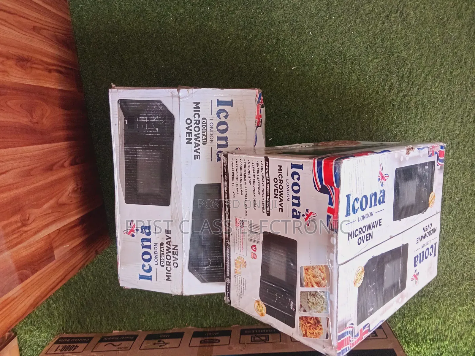 Icona Black Microwave, Microwave That Adds Calm Luxury