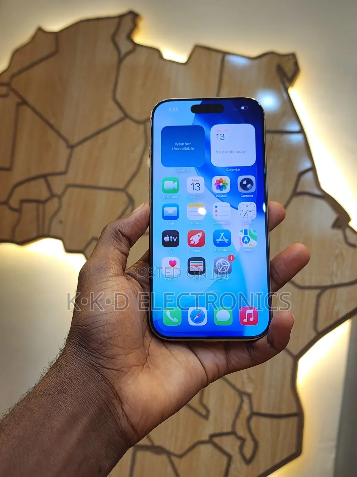 Apple iPhone 16 Pro 128 GB Gold