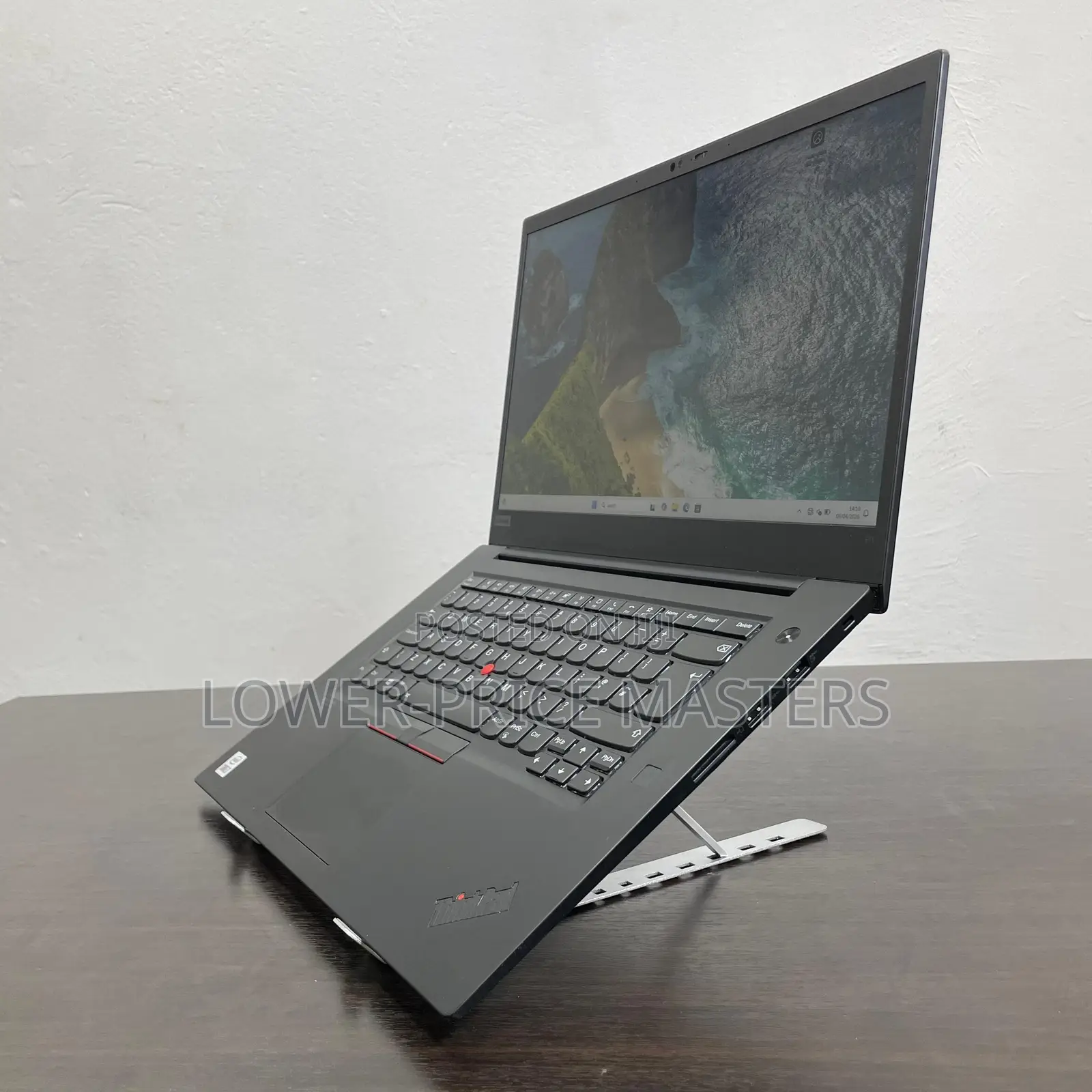 New Laptop Lenovo ThinkPad P1 Gen 3 16GB Intel Core i7 SSD 512GB