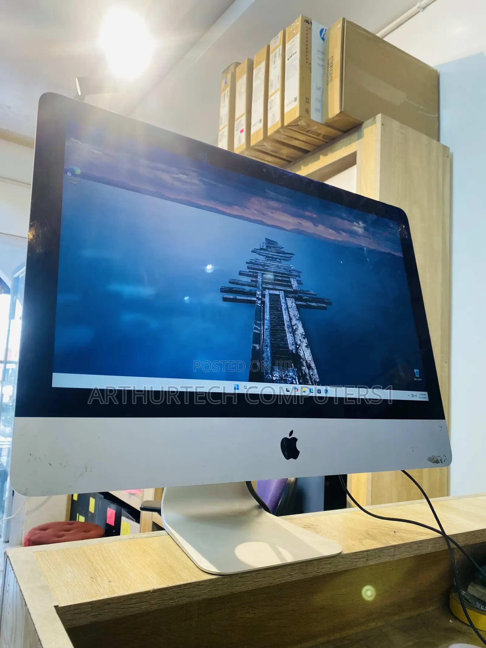Desktop Computer Apple iMac 8GB Intel Core i5 SSD 256GB