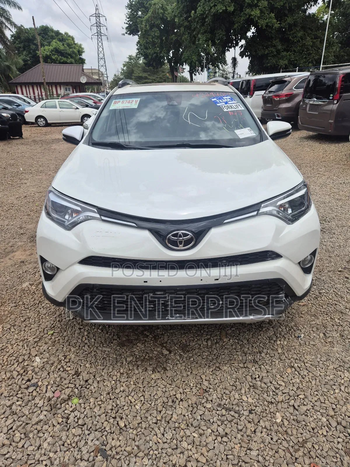 Toyota RAV4 2018 White