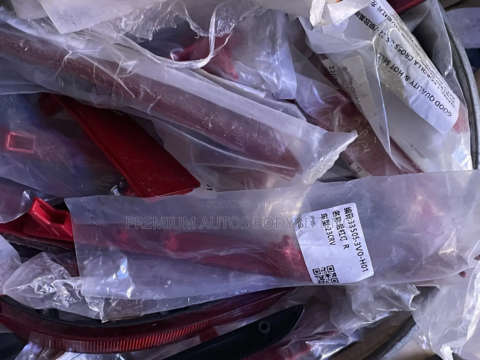 Universal Car Reflectors – Suitable for All Vehicle Types