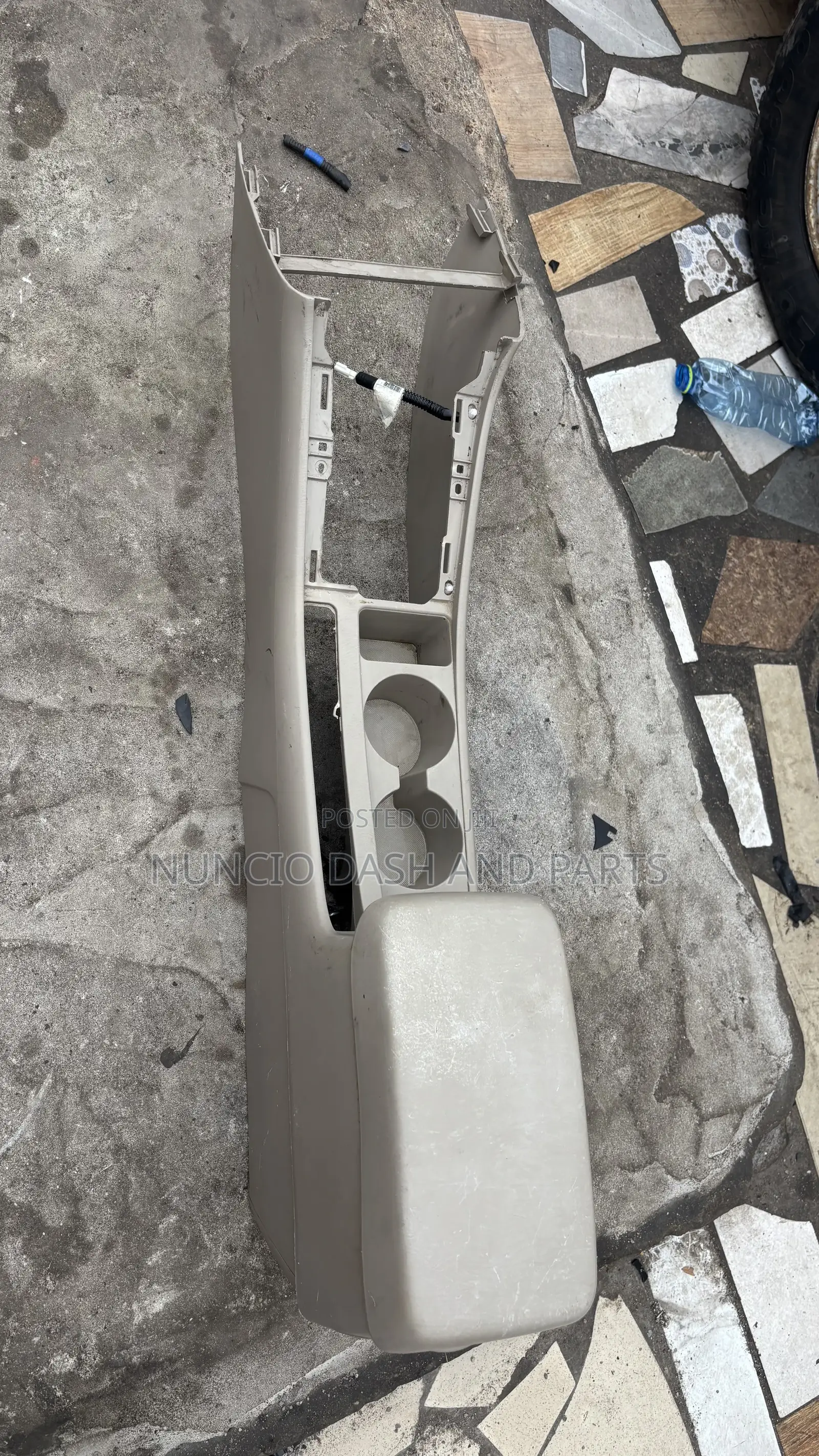 Armrest Consoles for All Cars Available