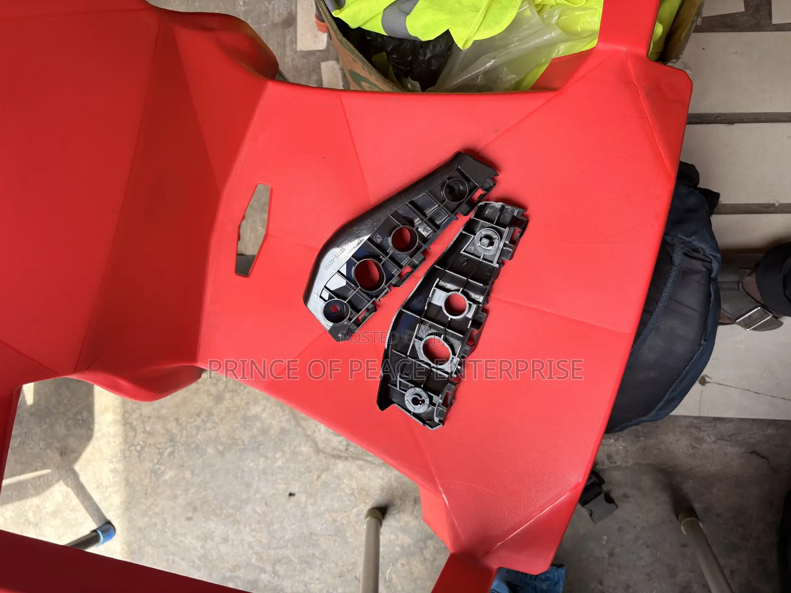 Toyota Corolla 2009 2010 2011 Front Bumper Lockers or Bracket