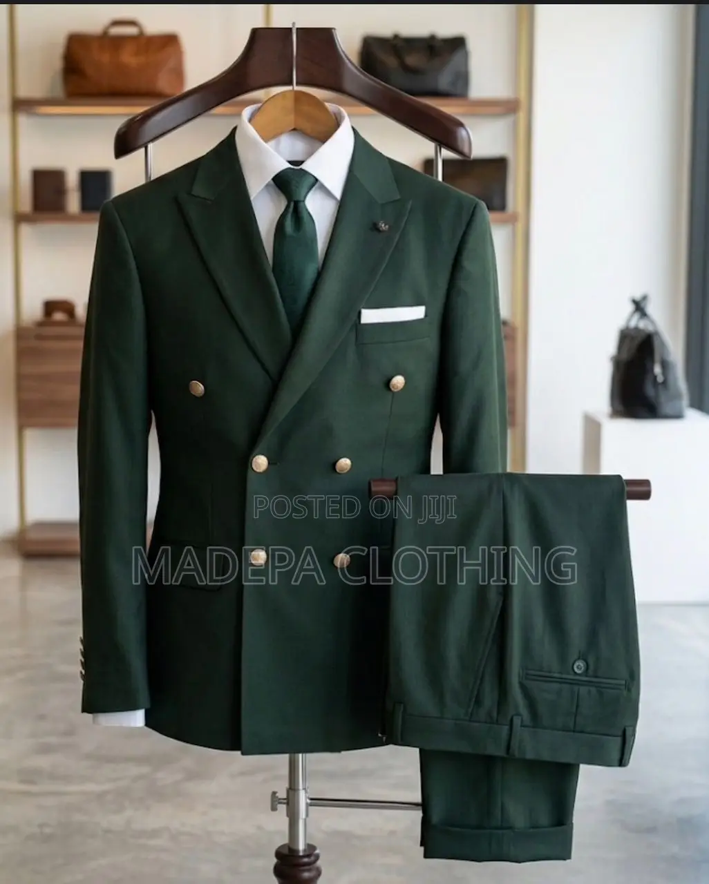 Luxury Dark Green Men’S Suit-Double Breasted Design