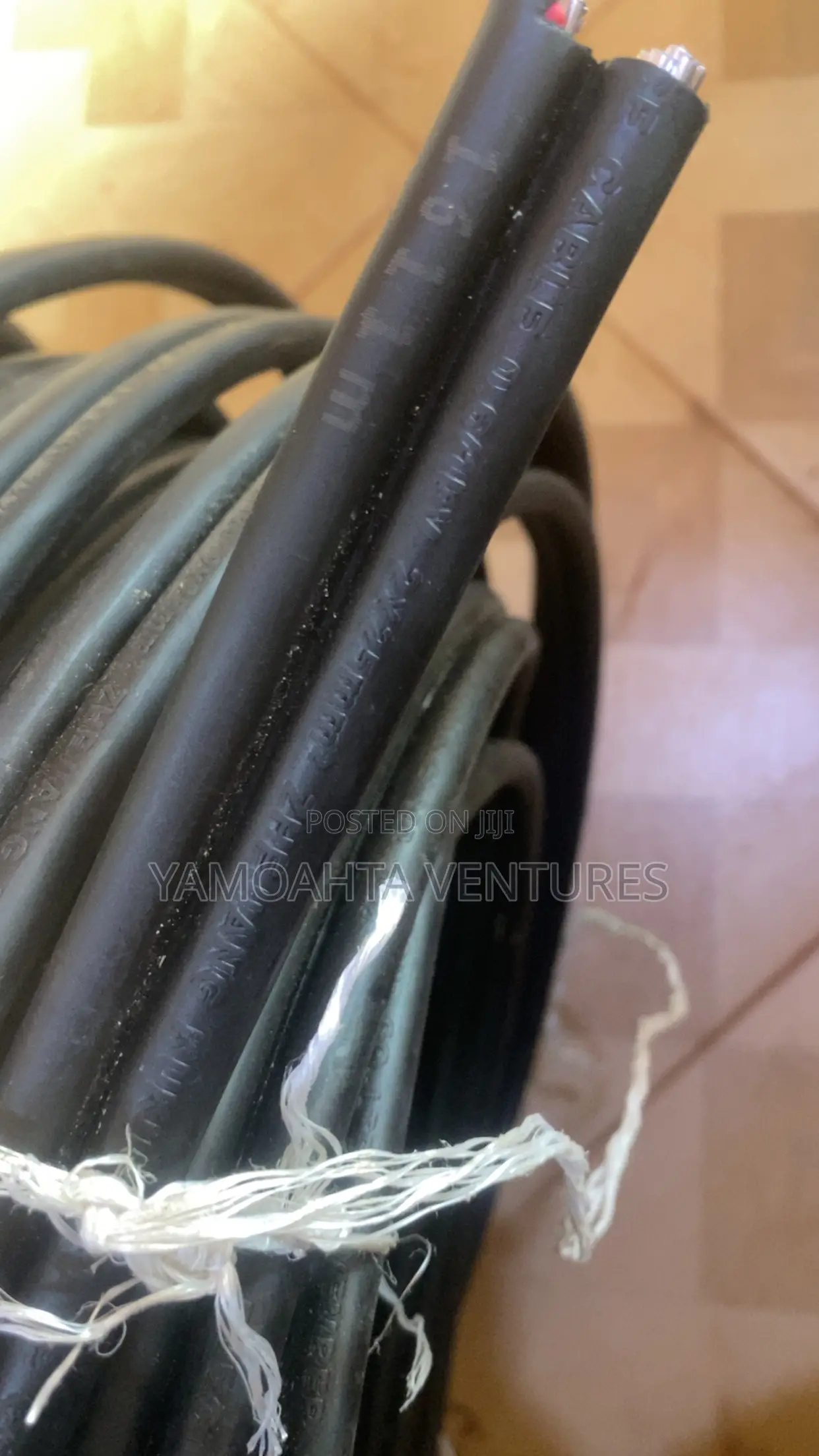 25mm Service Cable 20 Per Yard