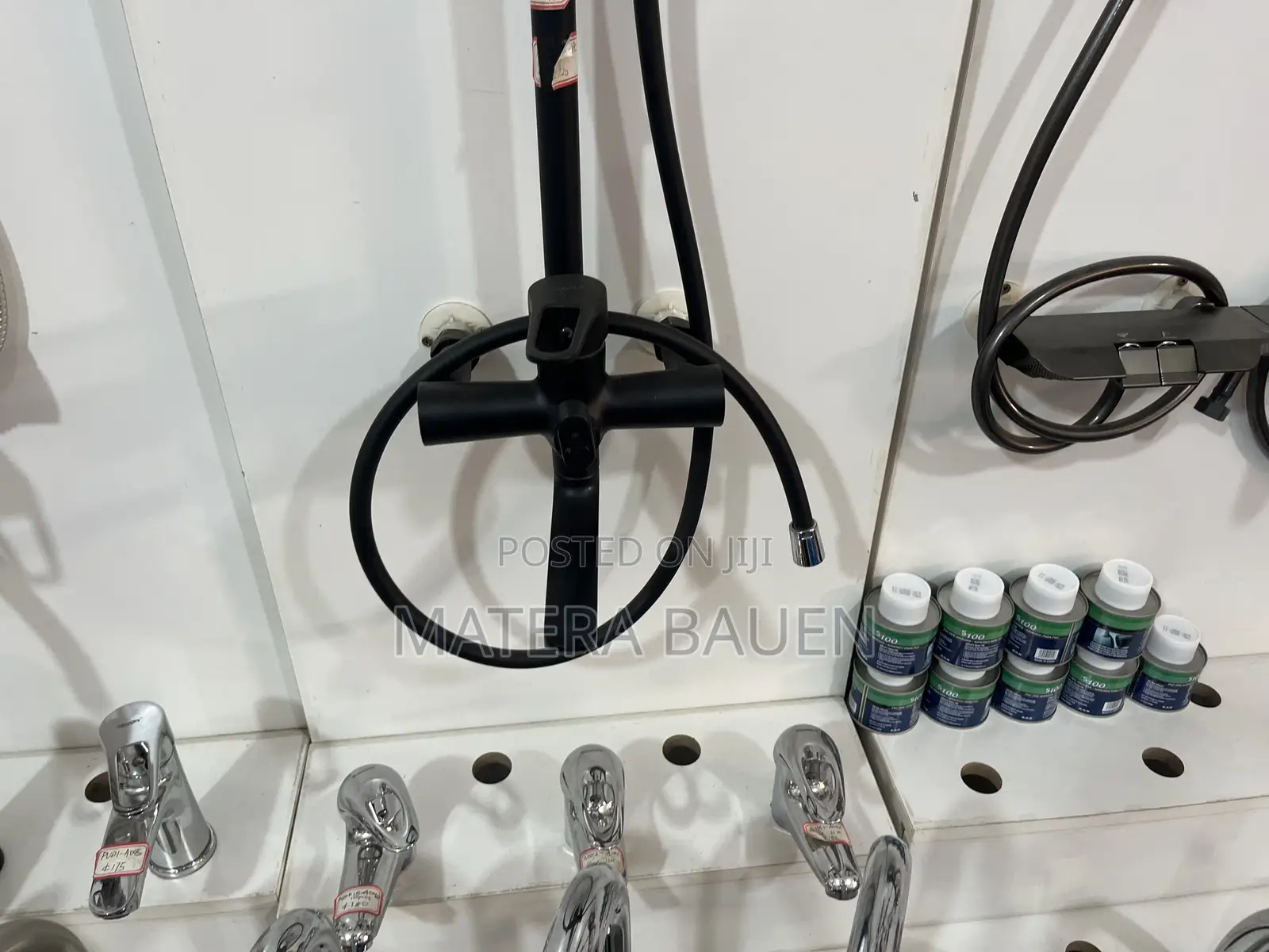 Durable 3 in 1 Bath Tap Shower Mixer Anti Rust, Black Colour A045