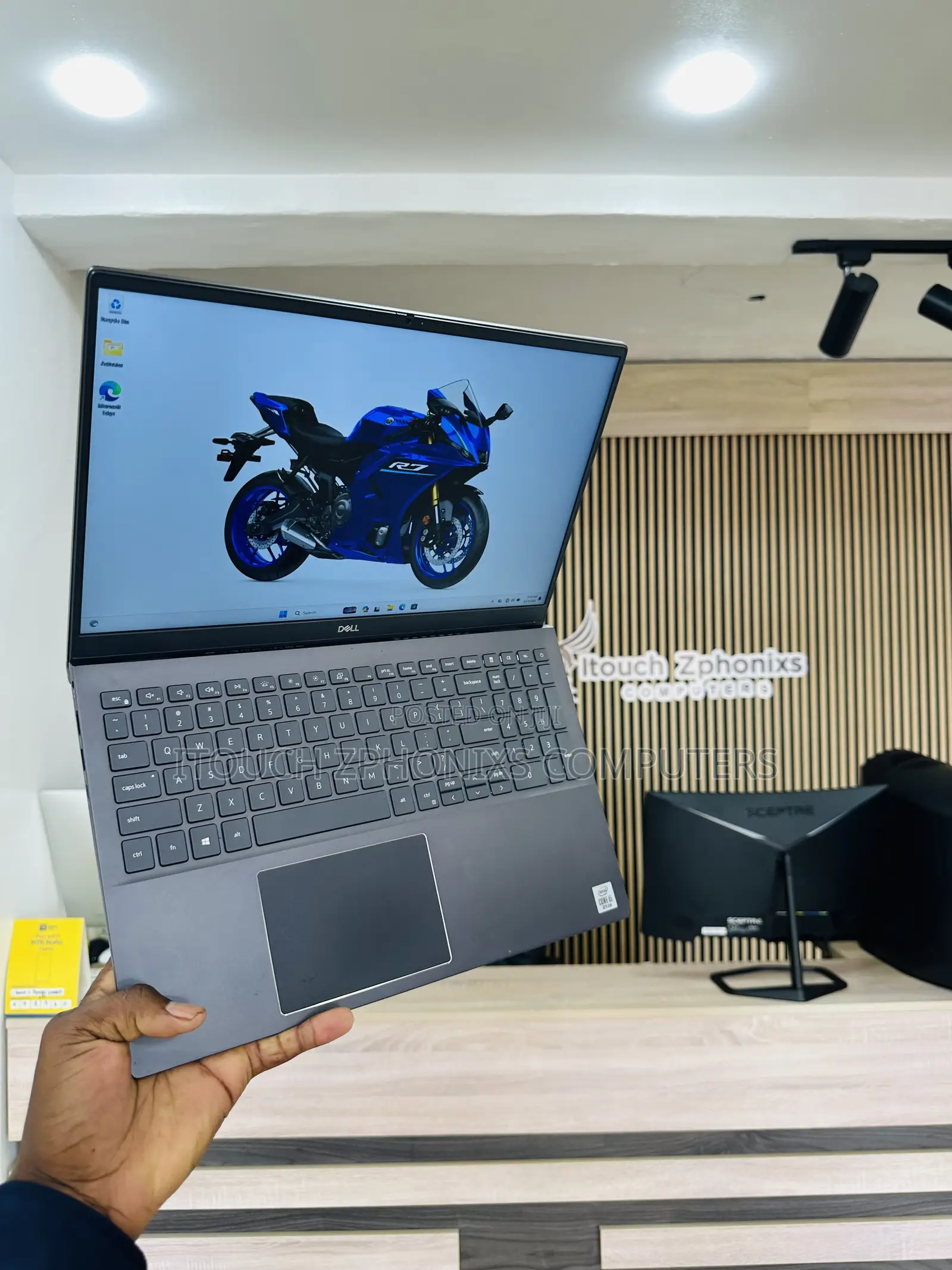 Laptop Dell Vostro 15 5568 16GB Intel Core i5 SSD 256GB