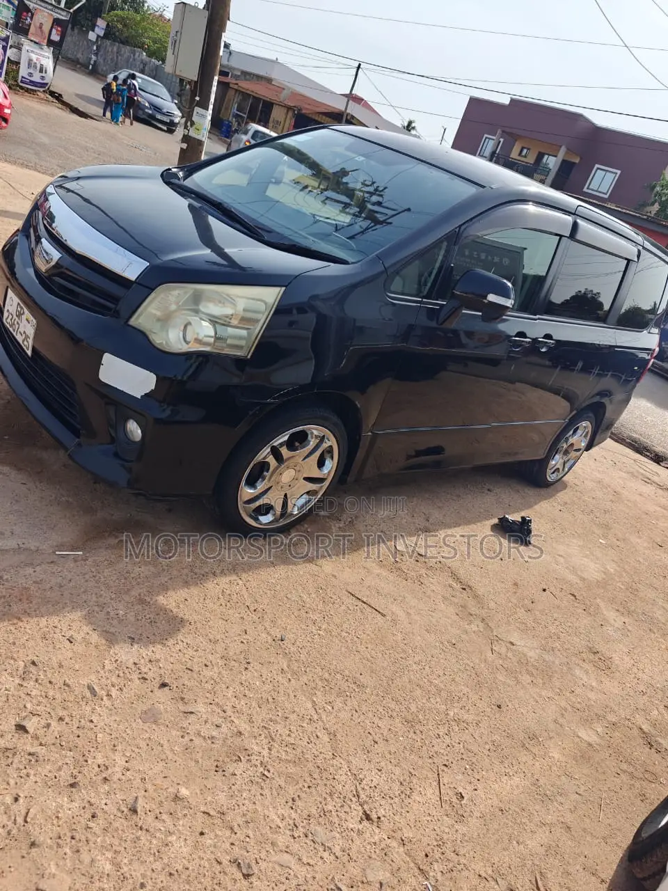 Toyota Noah 2.0 AWD (7 Seater) 2016 Black