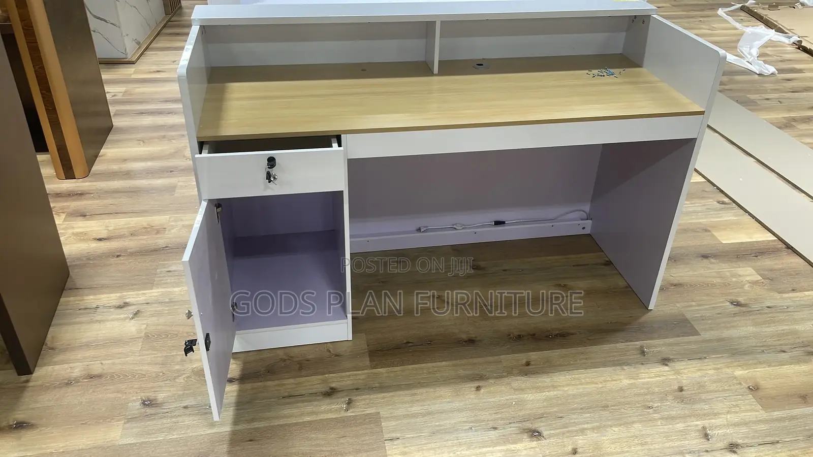Front Desk-Led