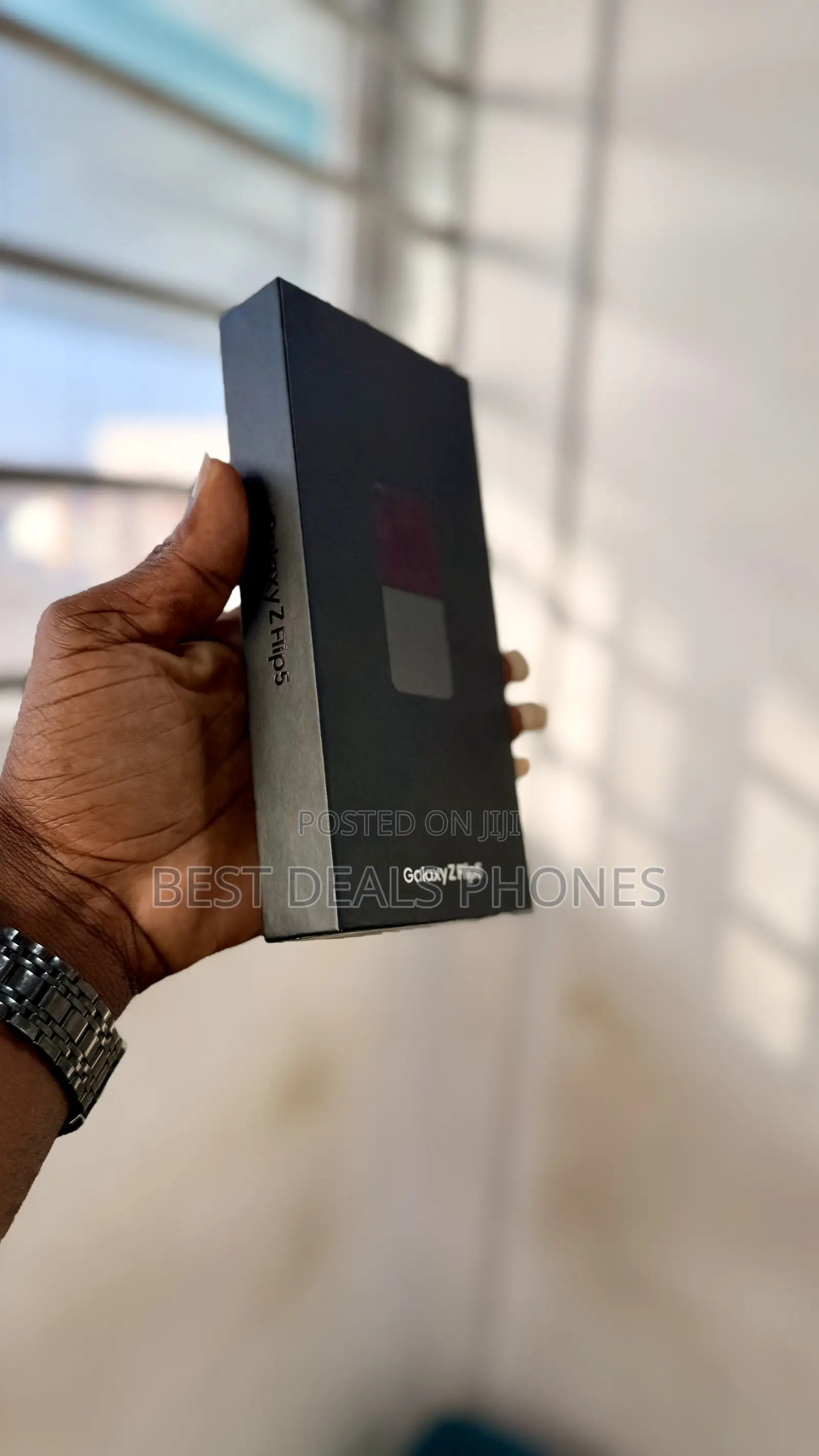 New Samsung Galaxy Z Flip 5 256 GB Rose Gold