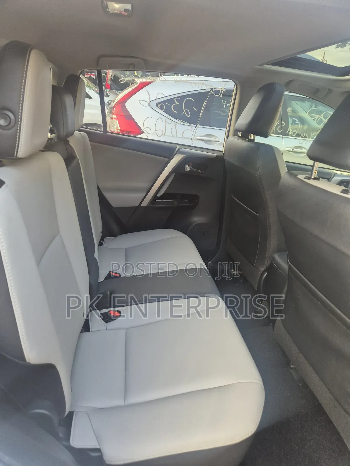 Toyota RAV4 2018 White