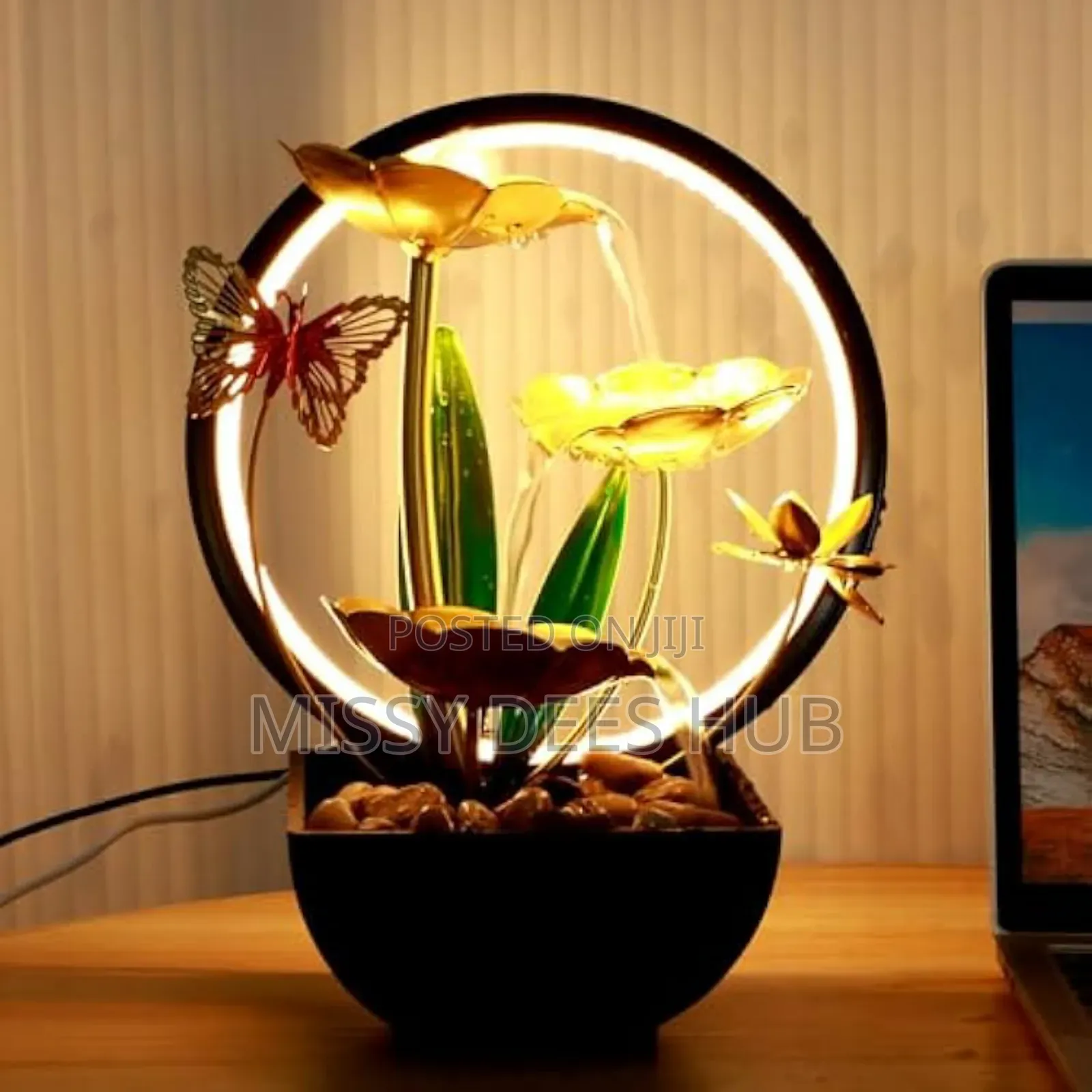 Room Decor (Fountain 4 Medium Sized)