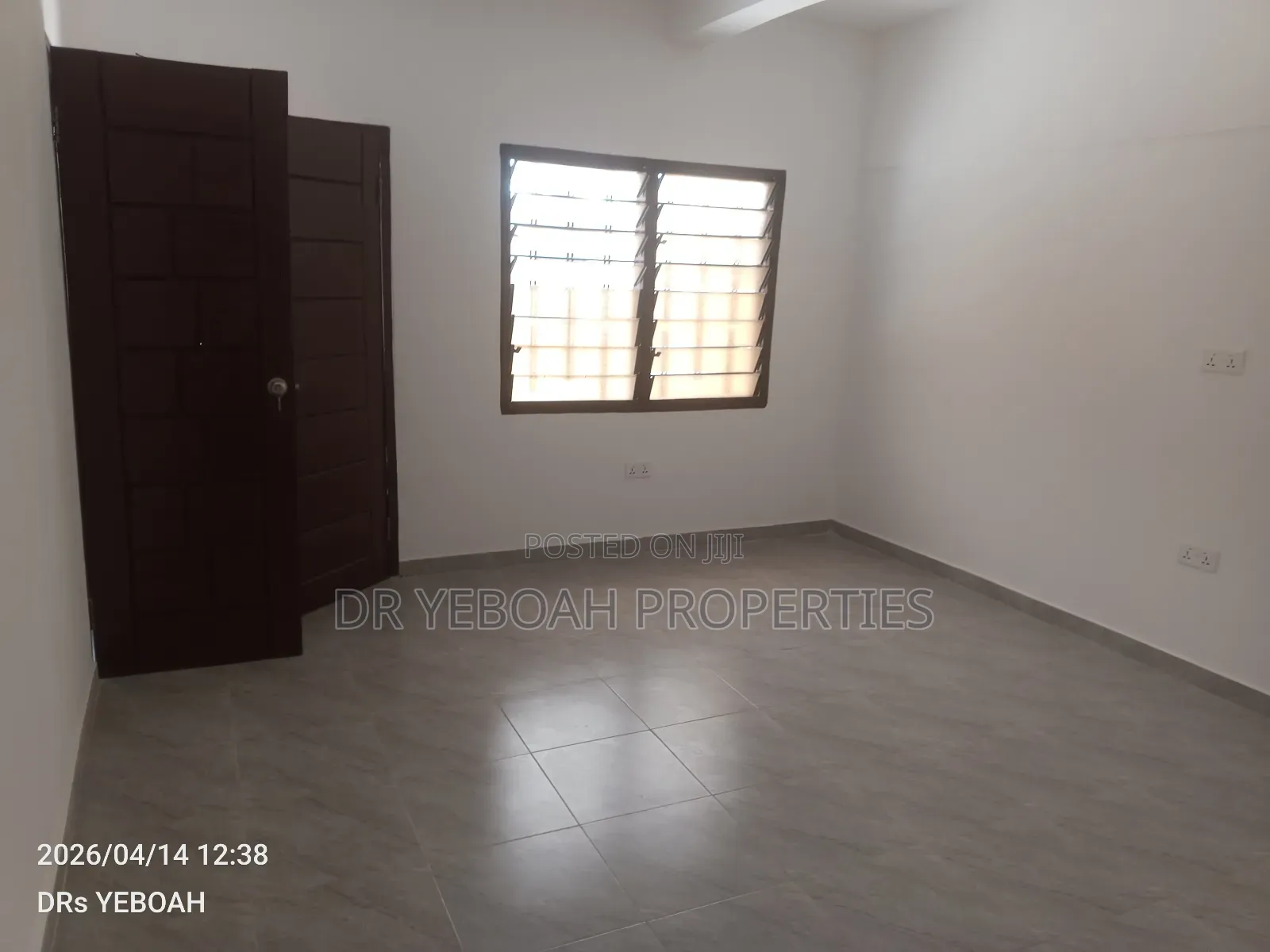 1bdrm Apartment in Spintex Road:- Hall for rent