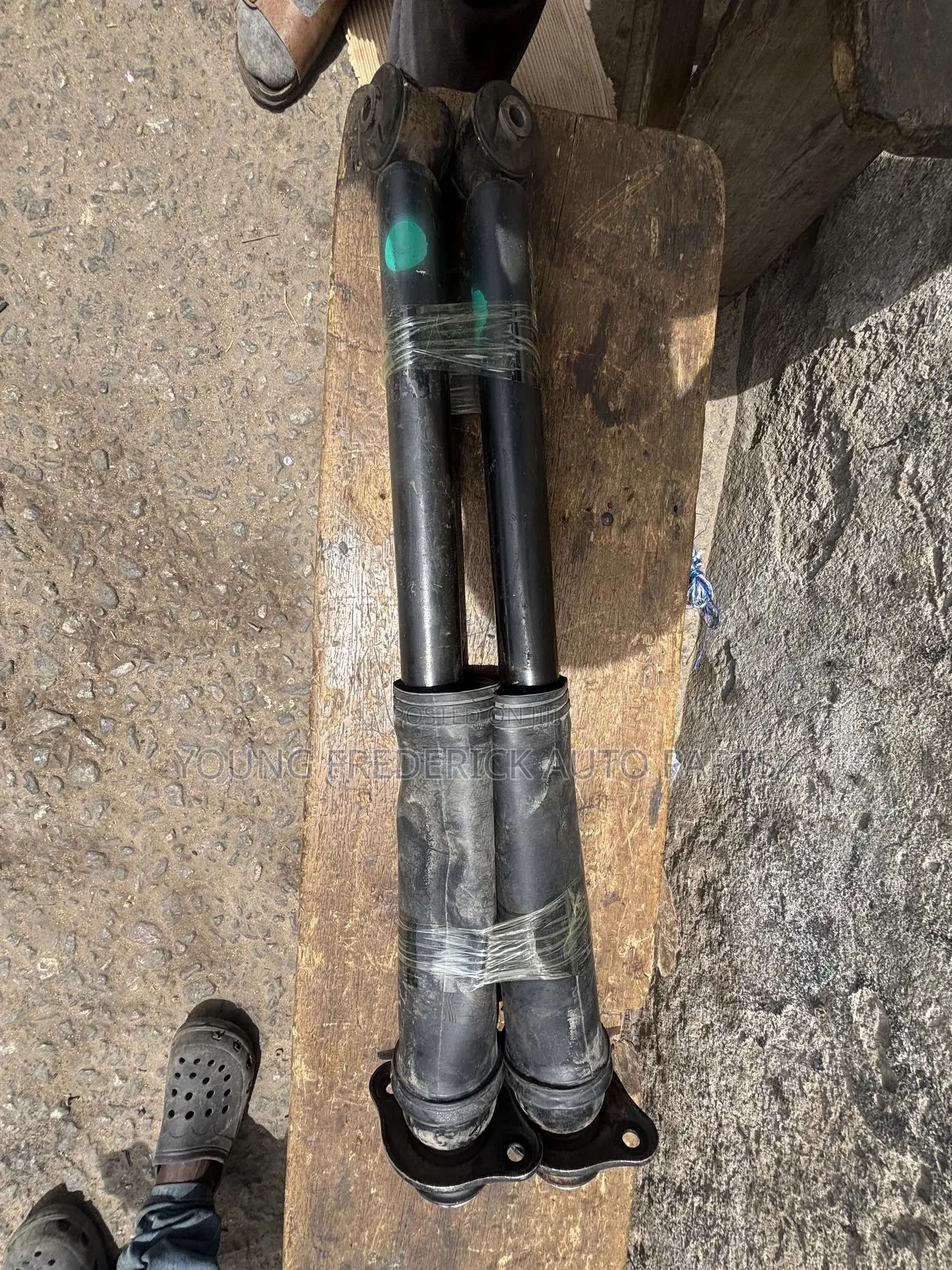 Chevrolet Sonic 2007 2008 2009 Back Shock Absorber