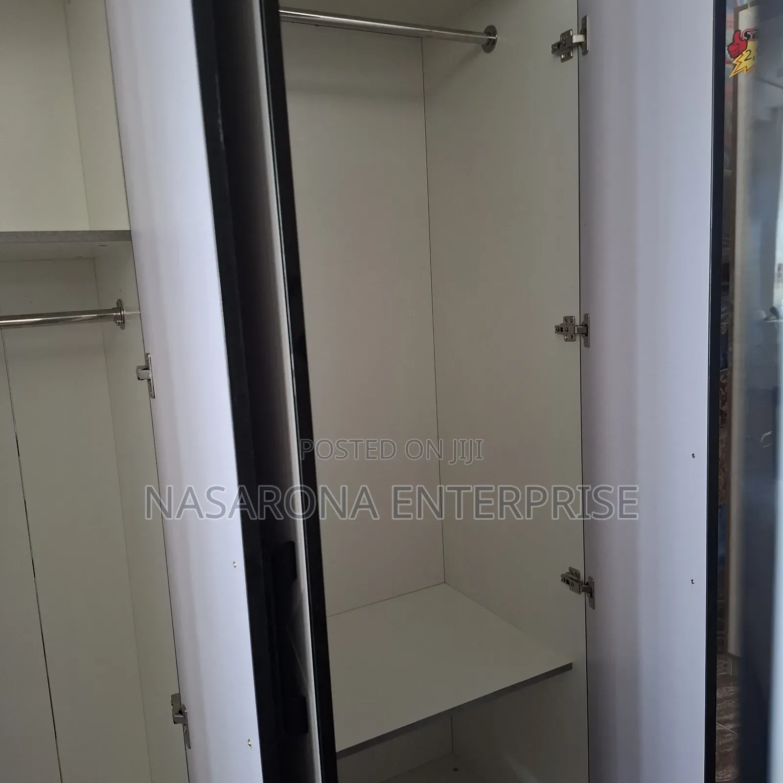 Glossy 4 Door Double Wardrobe 160x55x220cm a-1