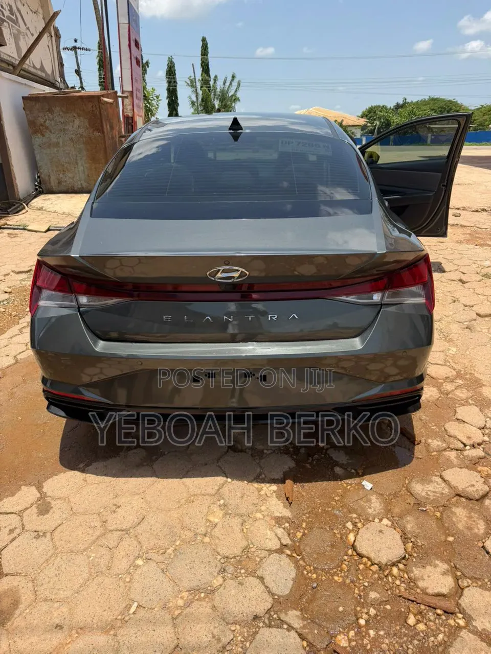 Hyundai Elantra 2021