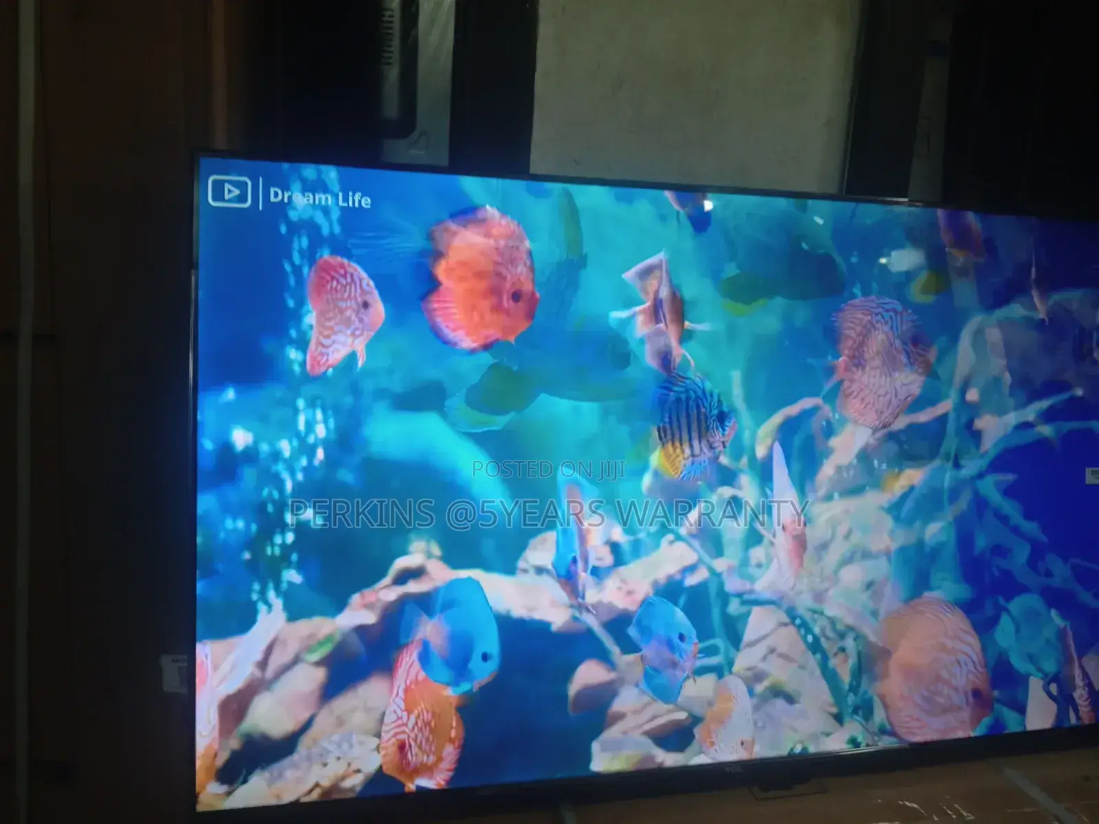 Good Living Television 43inches Smart TCL Television
