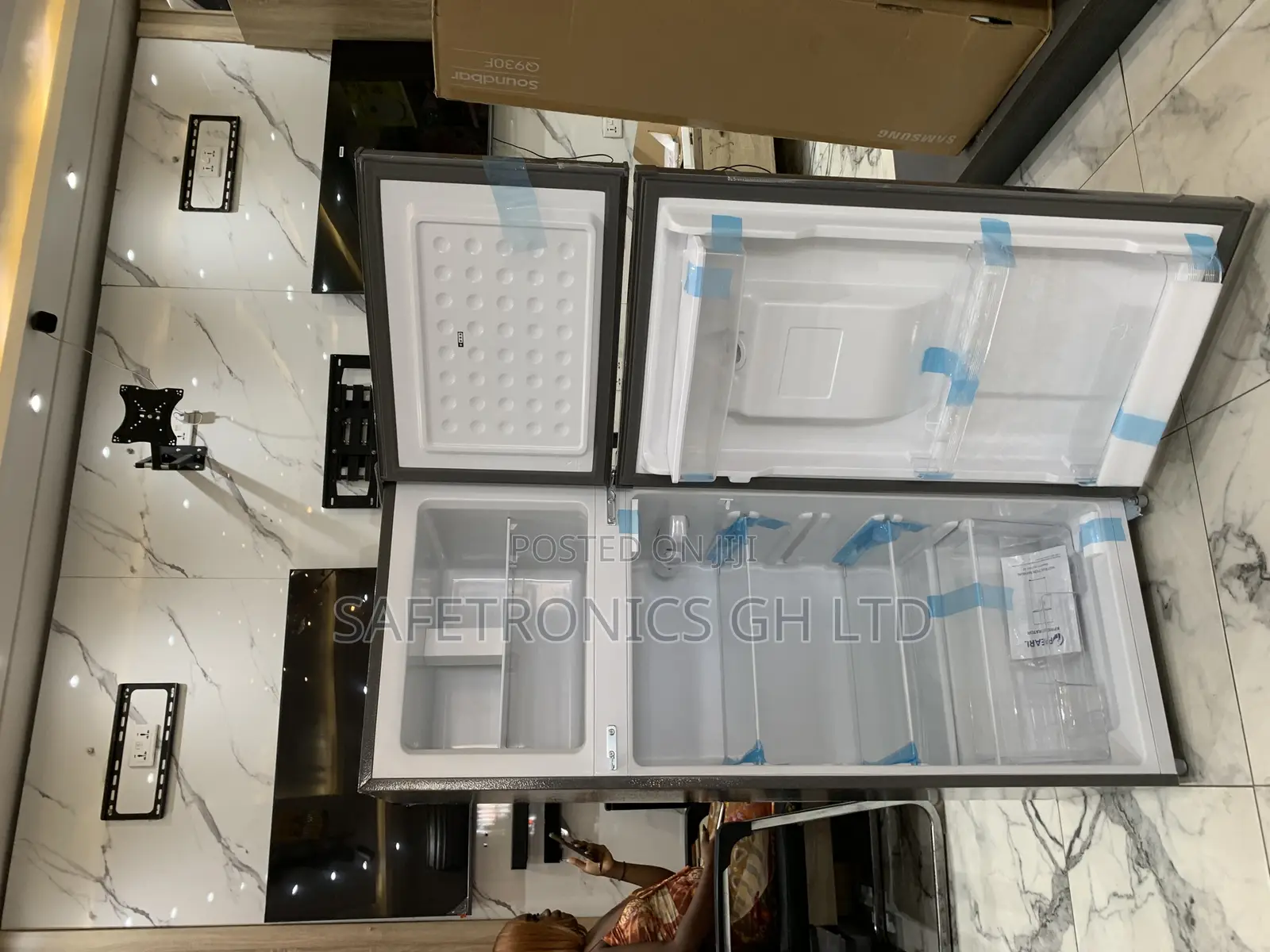 Just Purchase Pearl Pf-262tix-1a 165-Liter Double-Door Top-Freezer
