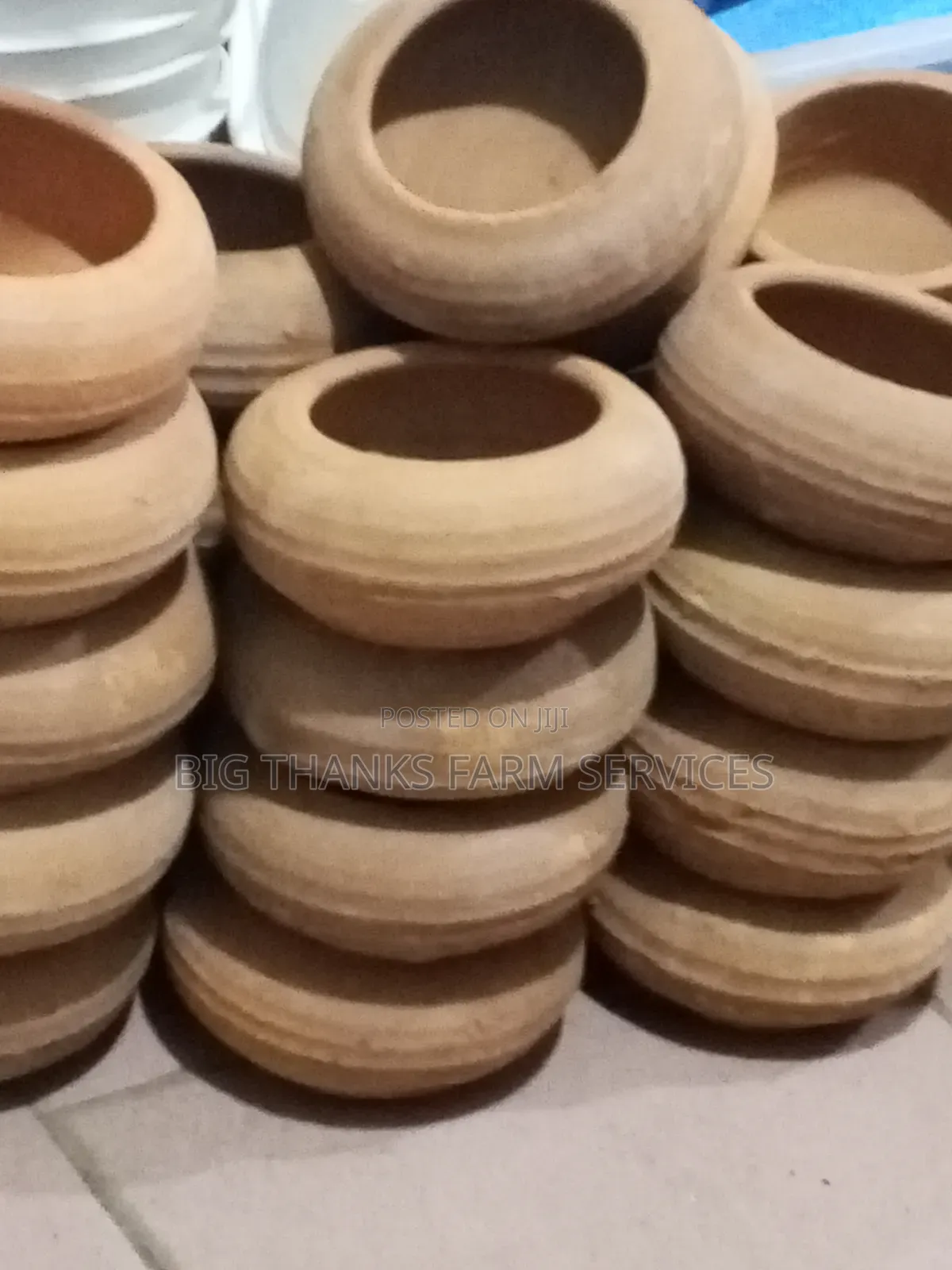 Clay/Ceramic Feeder