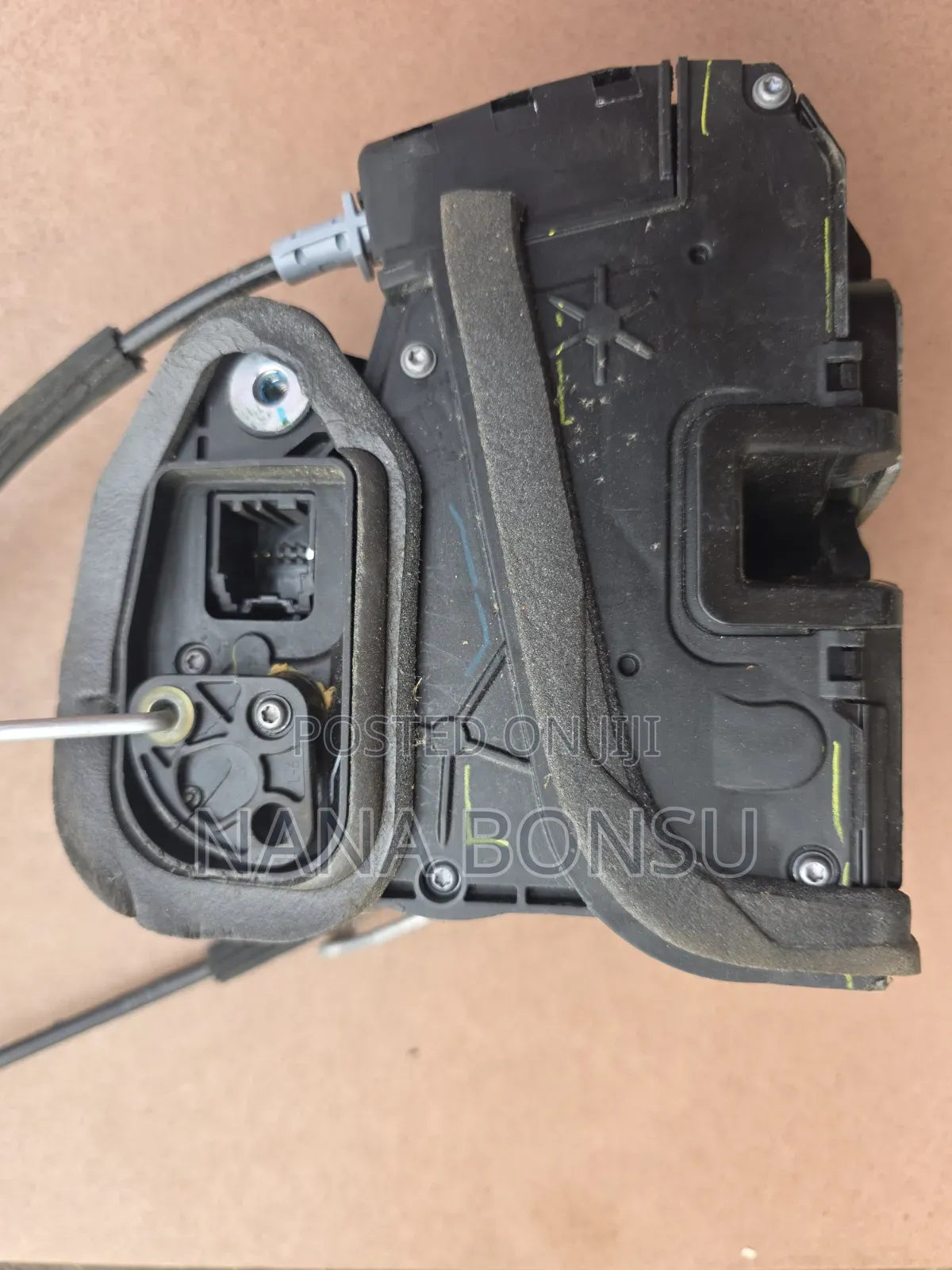 2019 Chevrolet Cruze Driver Door Locker