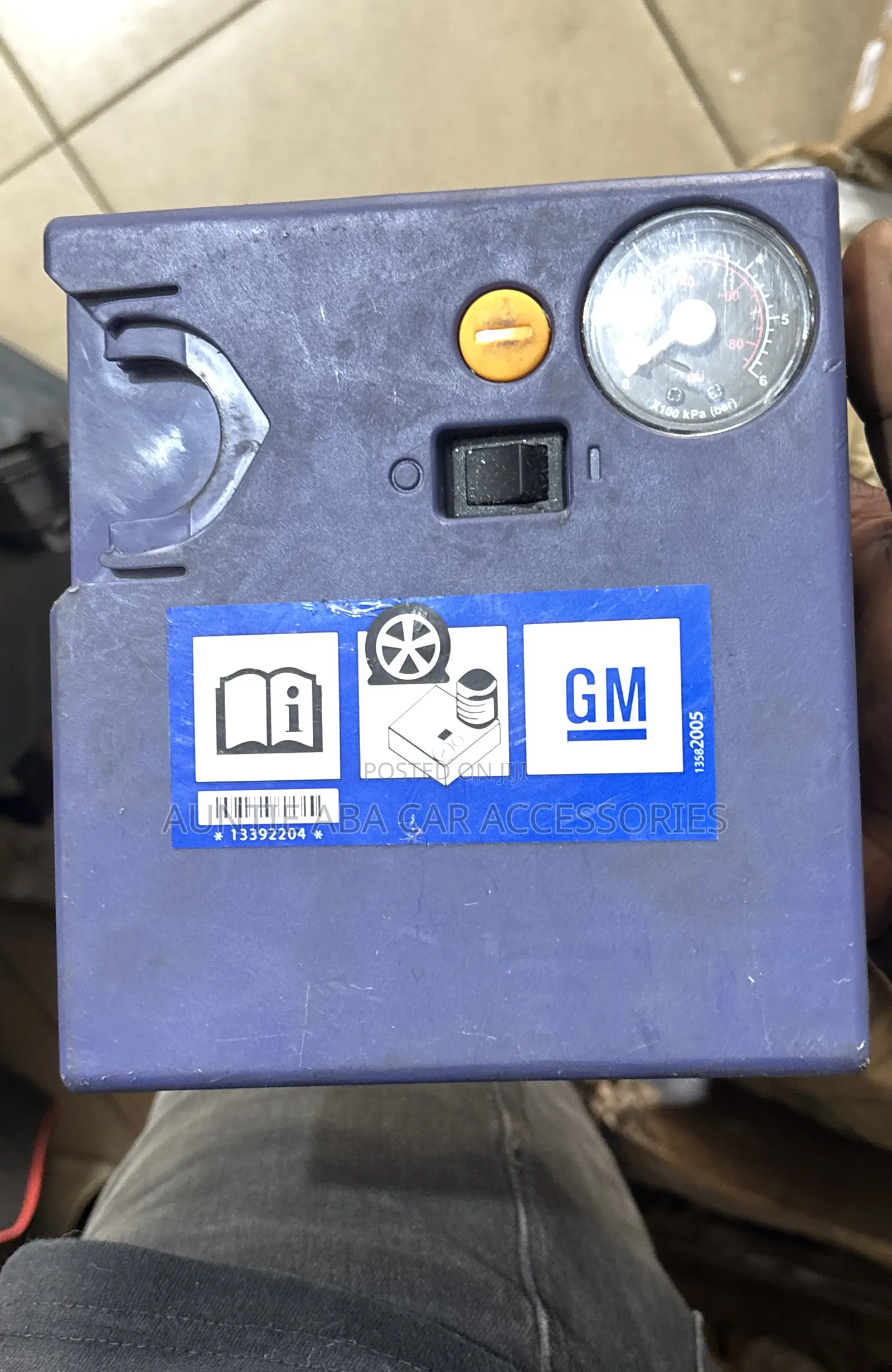 Tire Inflator / Air Compressor