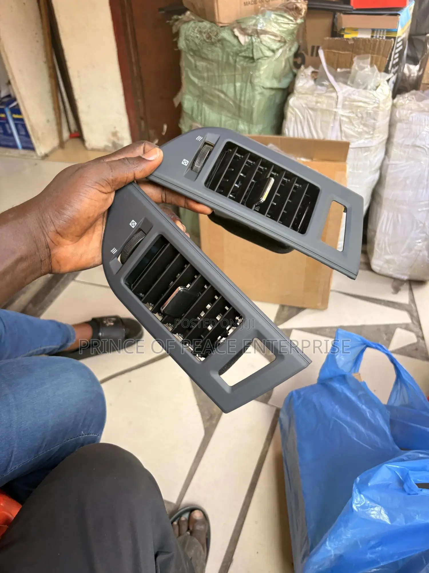 Mitsubishi Pajero 2010 Ac Vent Tape Side