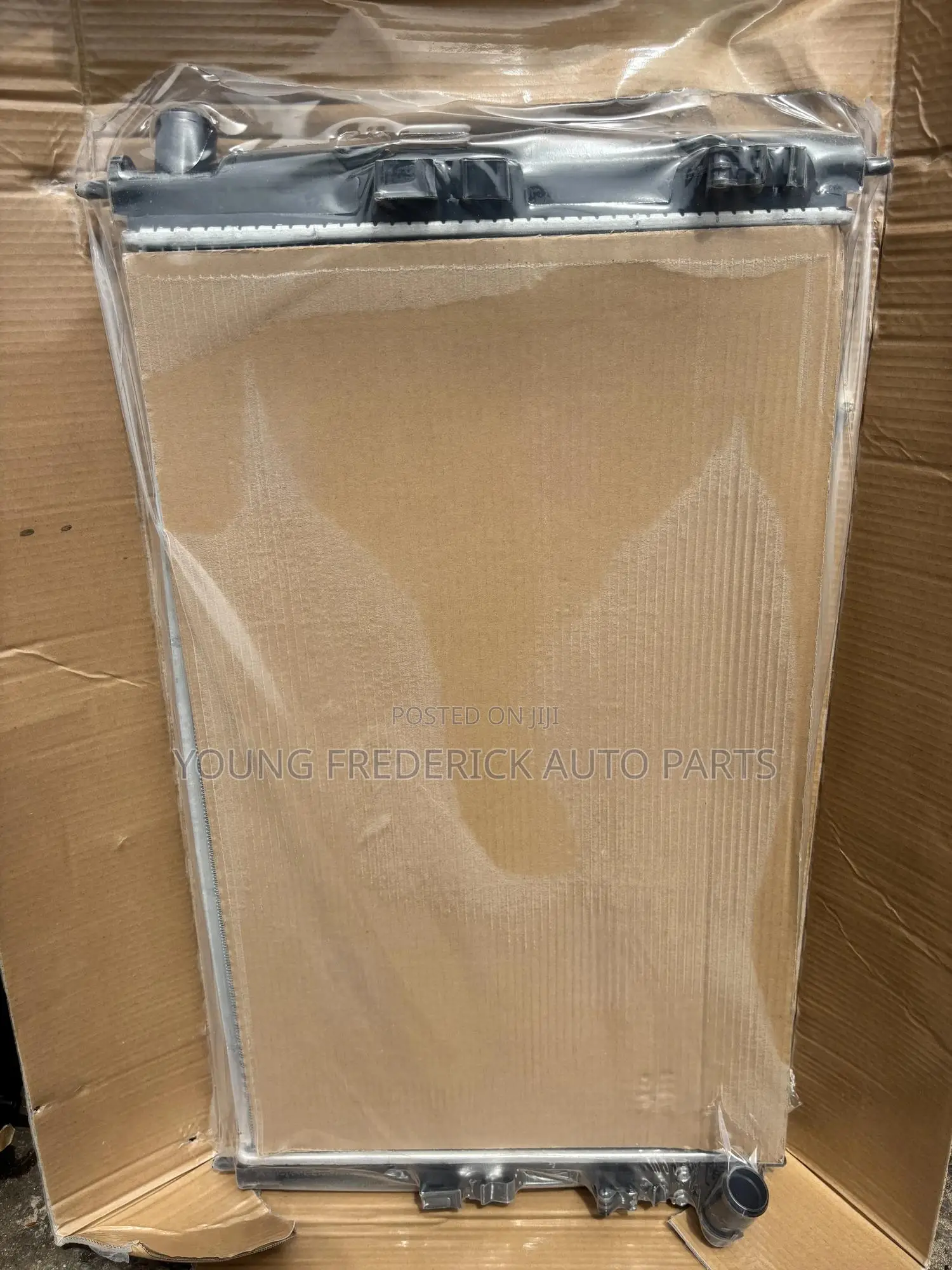 Mitsubishi Outlander Asx 2015 2016 2017 Radiator/Tank