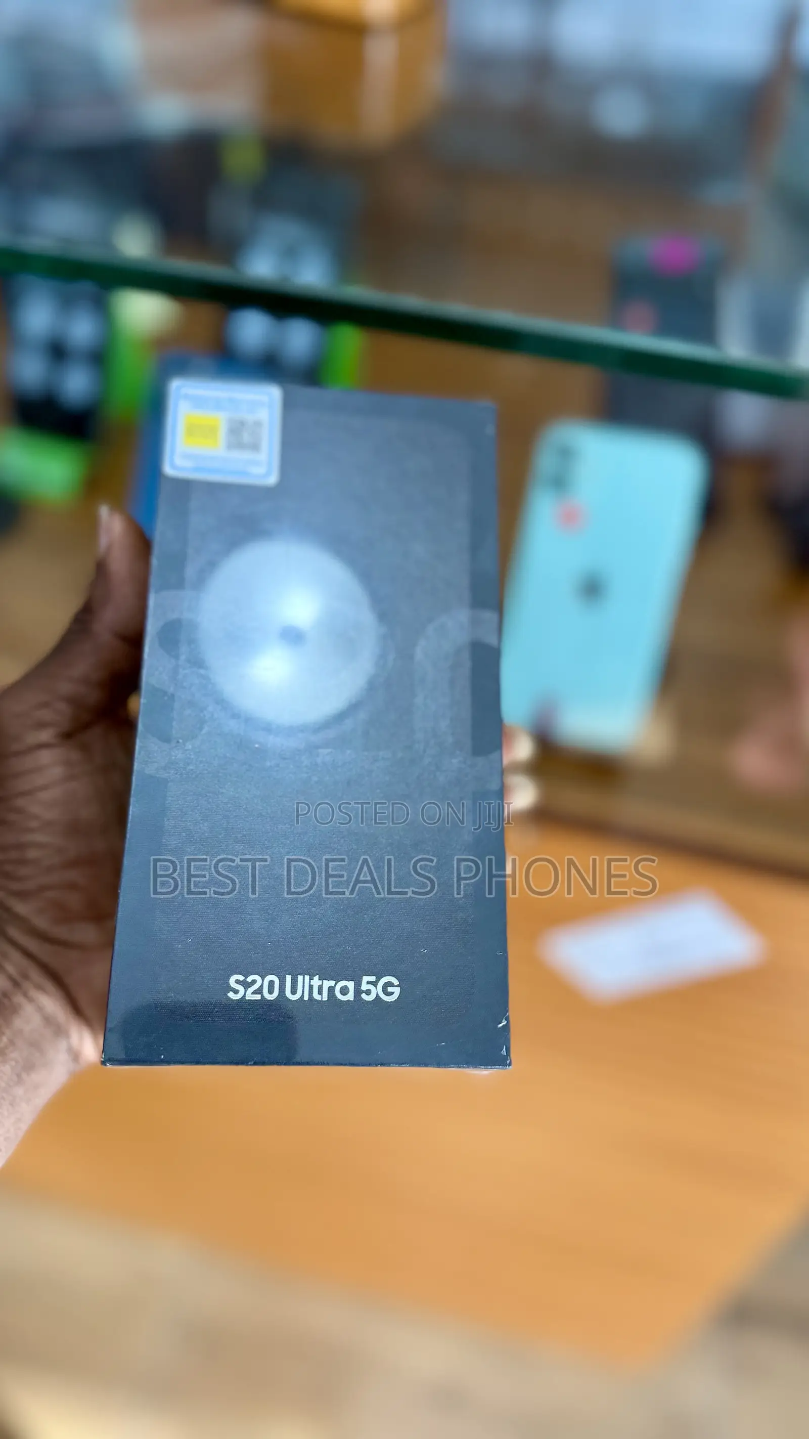 New Samsung Galaxy S20 Ultra 5G 128 GB Gold
