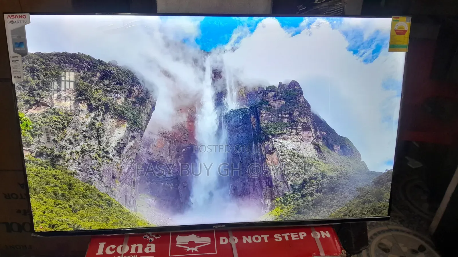 Sleek Design, Powerful Display – Ansano 50”