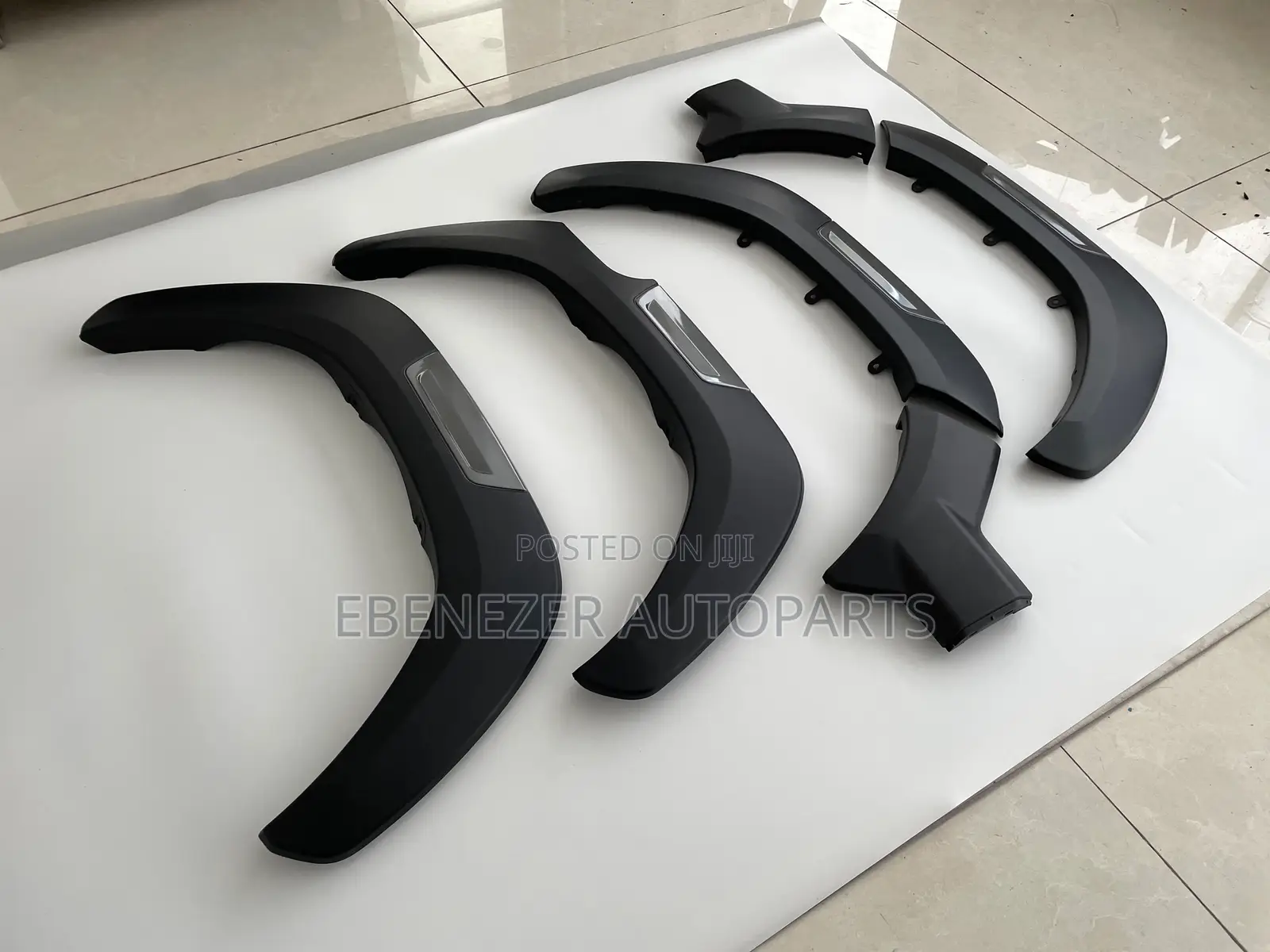 Toyota Hilux Fender Moulding 2017 2018 2019 2020 2021 2022