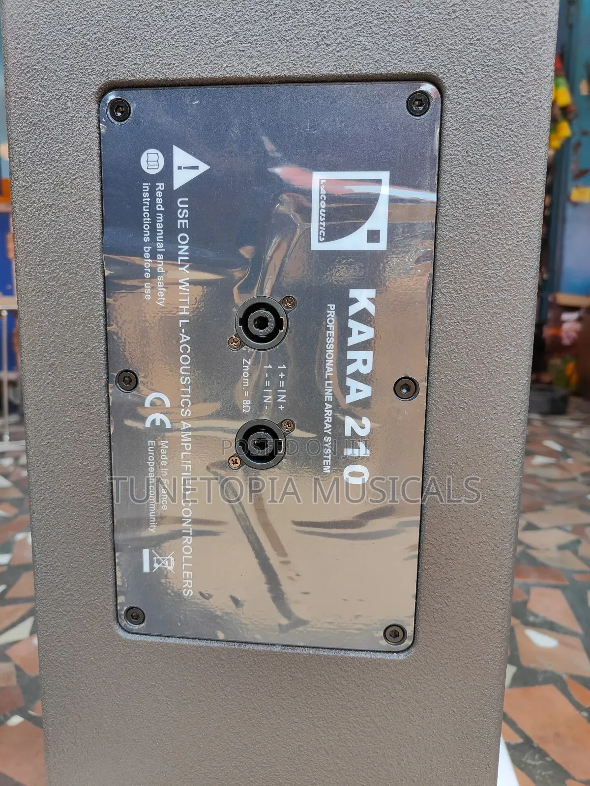 L-Acoustics Kara 210 Professional Line Array System Loudspeaker.