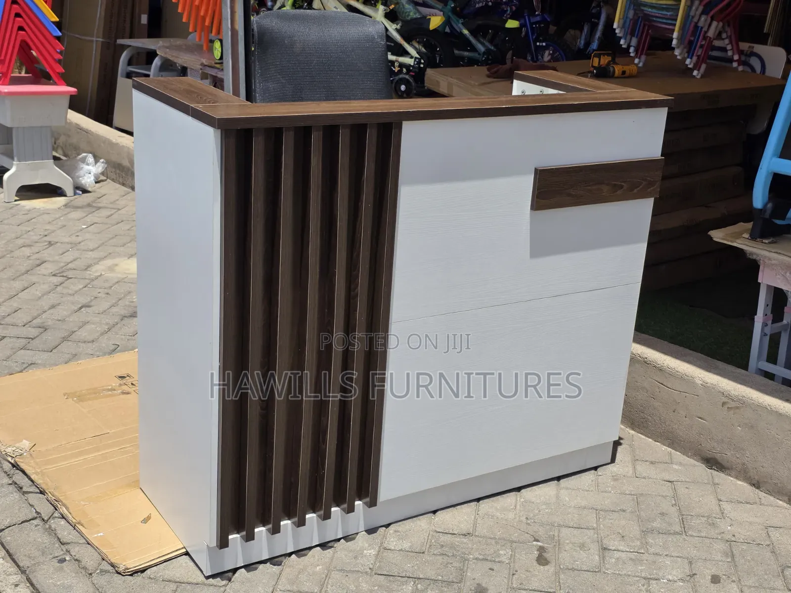 Modern Receptionist Desk Features a White Body and Dark Walnut Panels