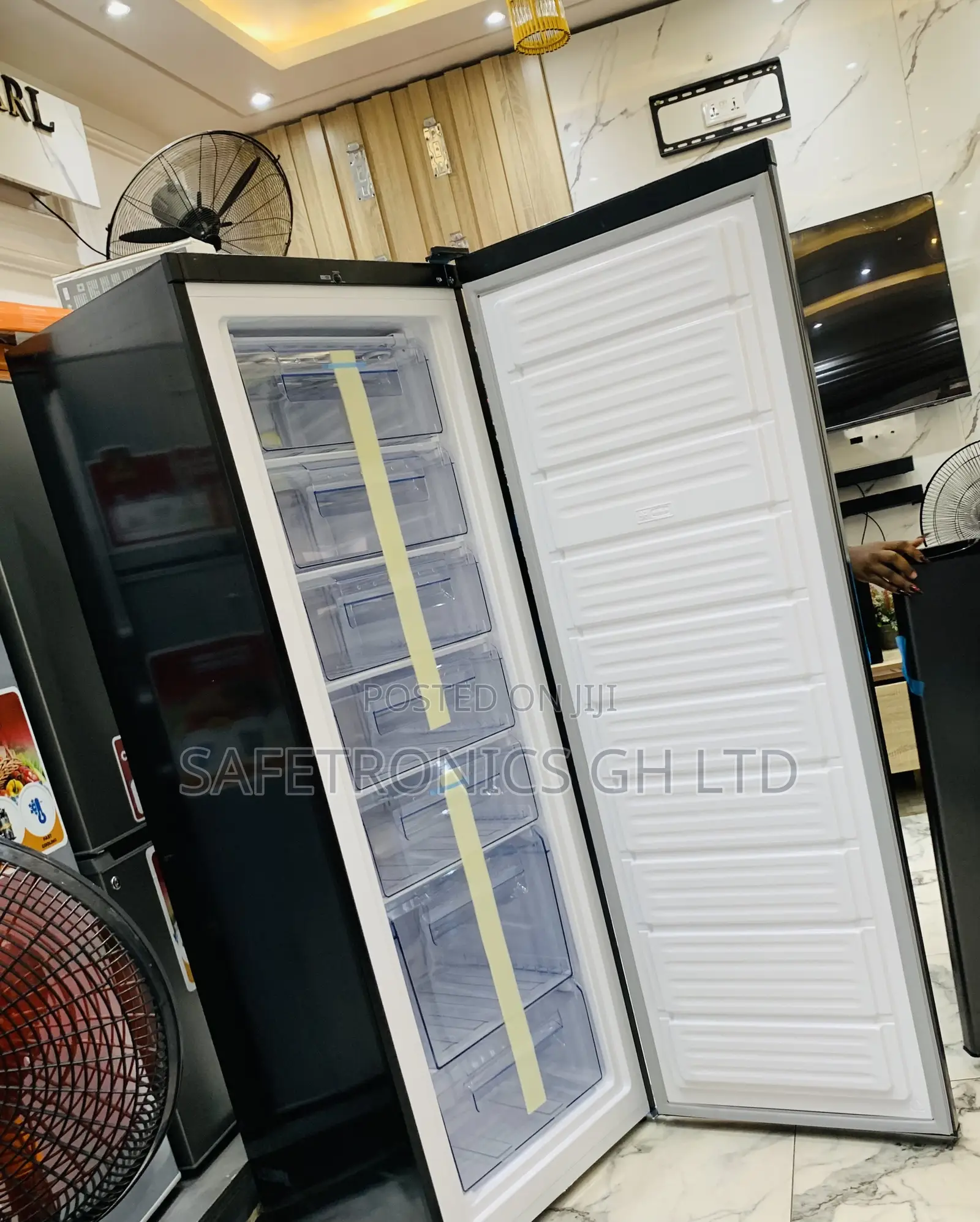 Original New 225l Puf-370 Upright Freezer Pearl