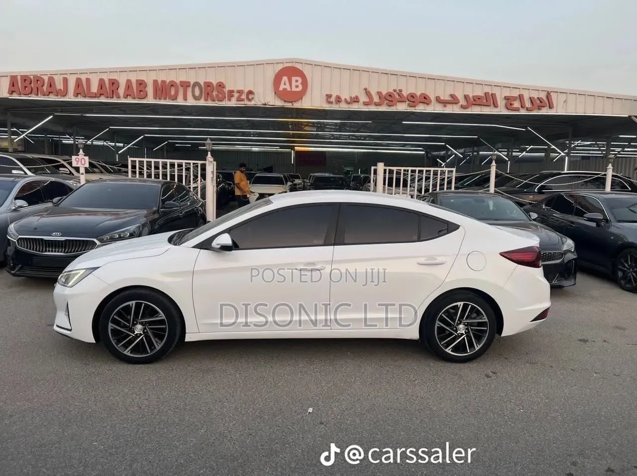 Hyundai Elantra 2019 White