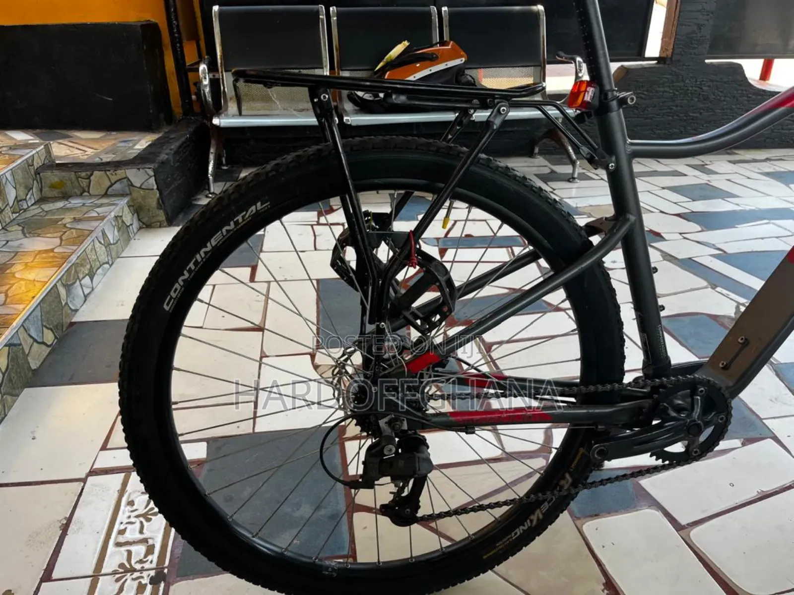 Decathlon Riverside Hybrid Bike