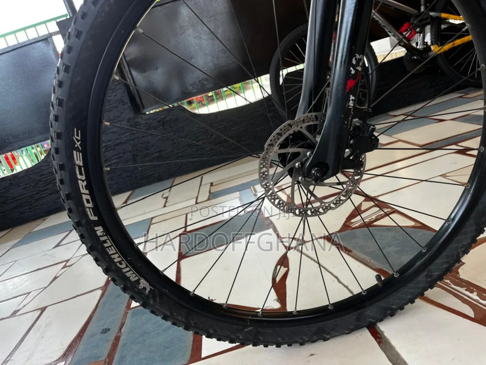 Decathlon Riverside Hybrid Bike