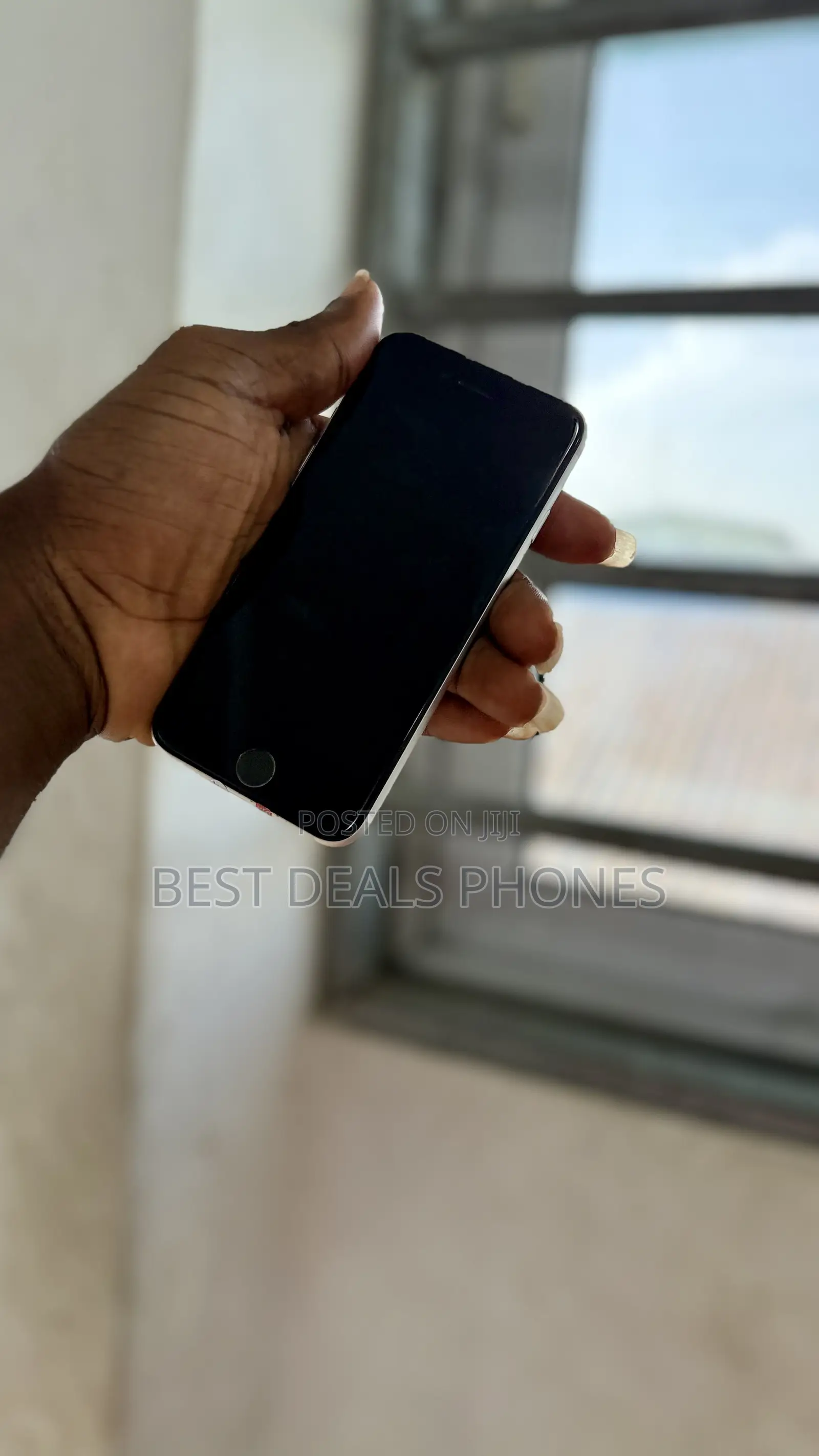 Apple iPhone SE (2020) 64 GB White