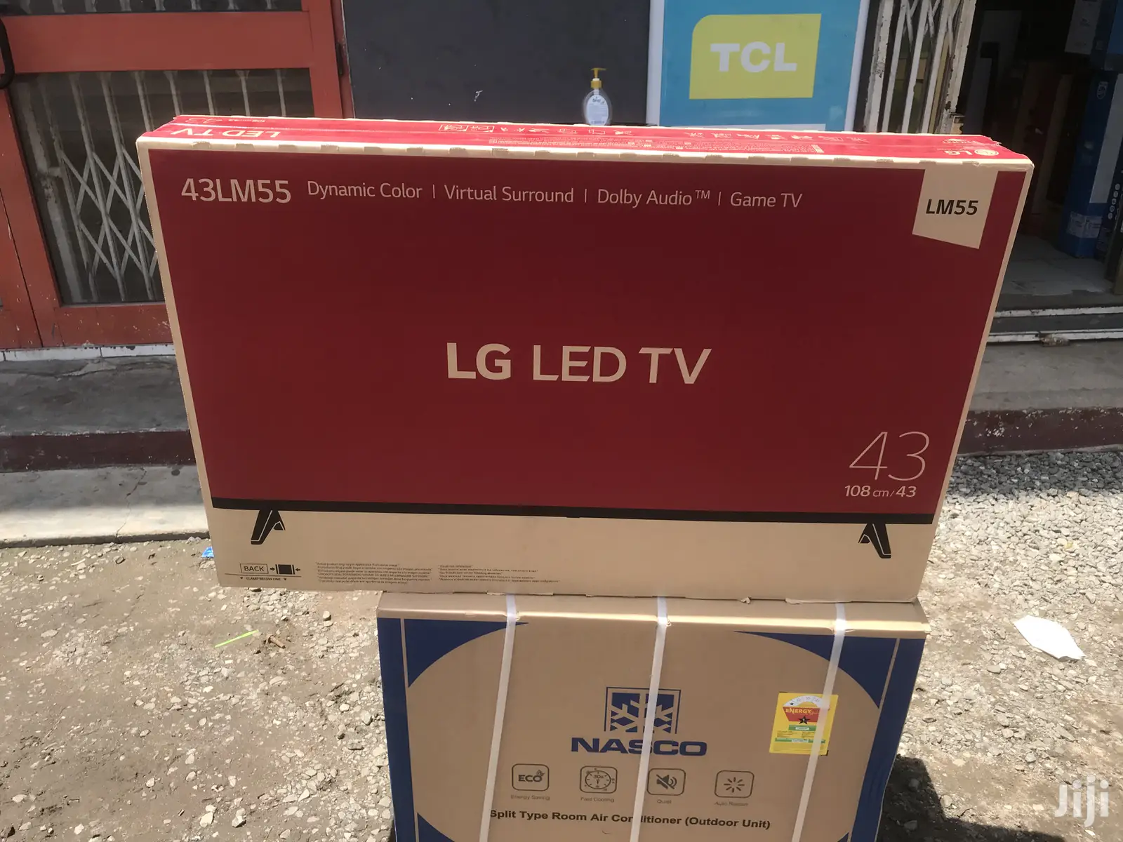 LG 43inches Digital Satellite TV With Dynamic Color