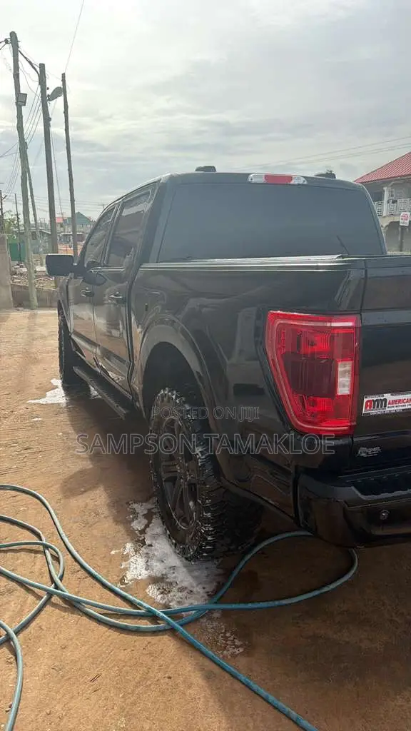 Ford F-150 XLT 2023 Black