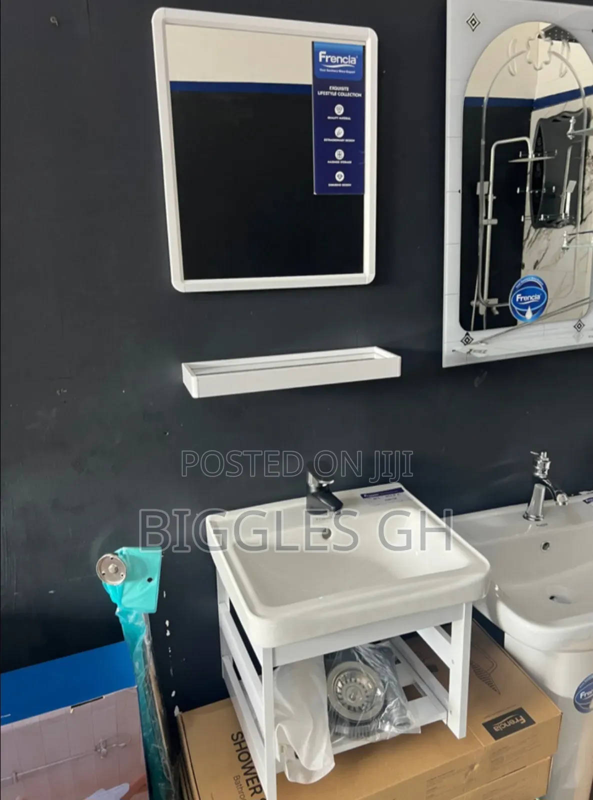 Small Cabinet Basin Black