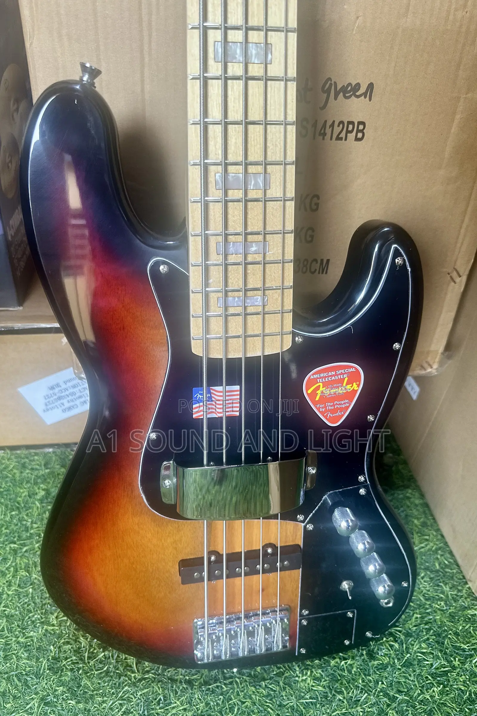 Fender Jazz Bass 5 Strings Active Guitar