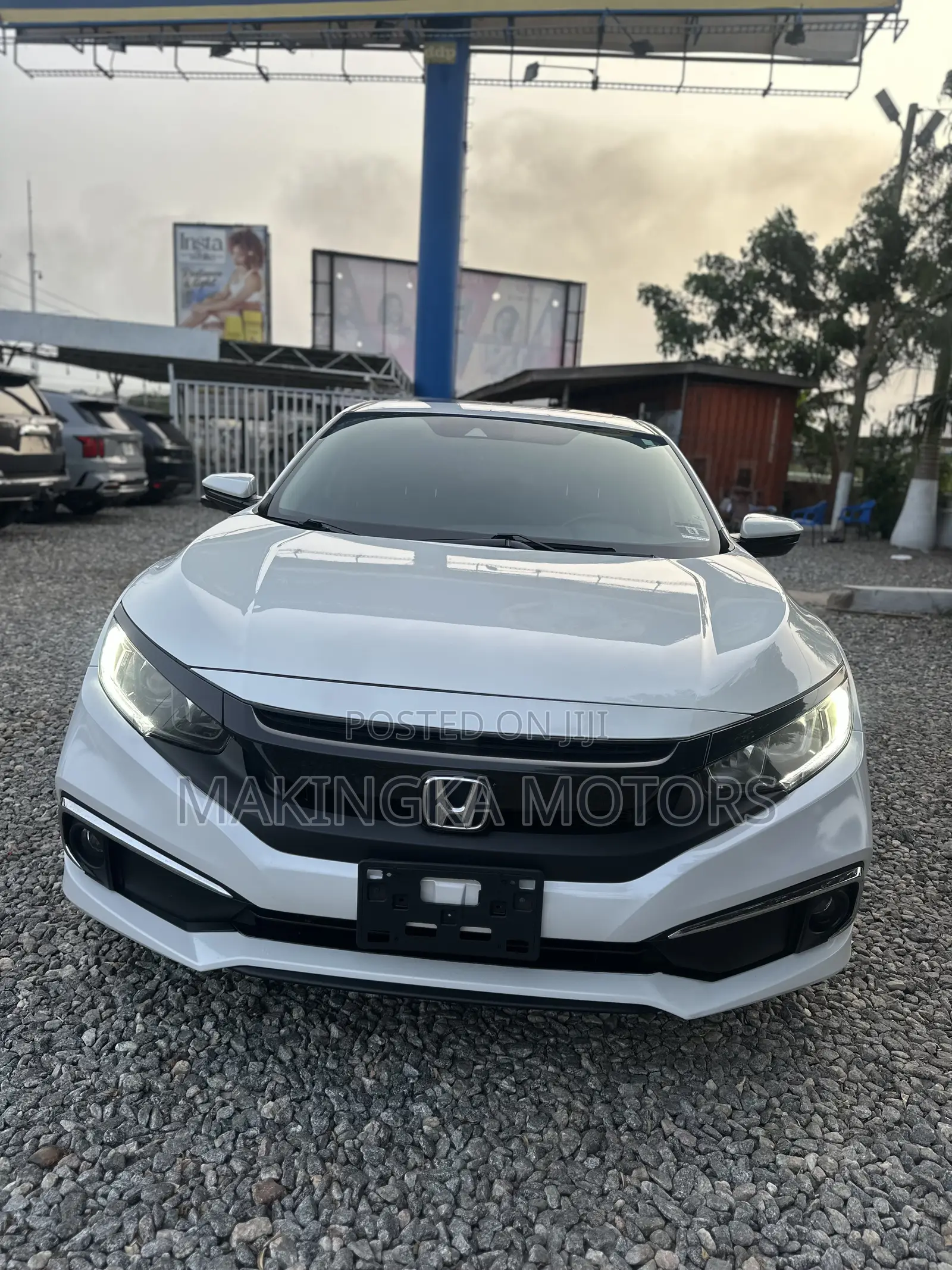 Honda Civic EX-L Sedan 2019 White