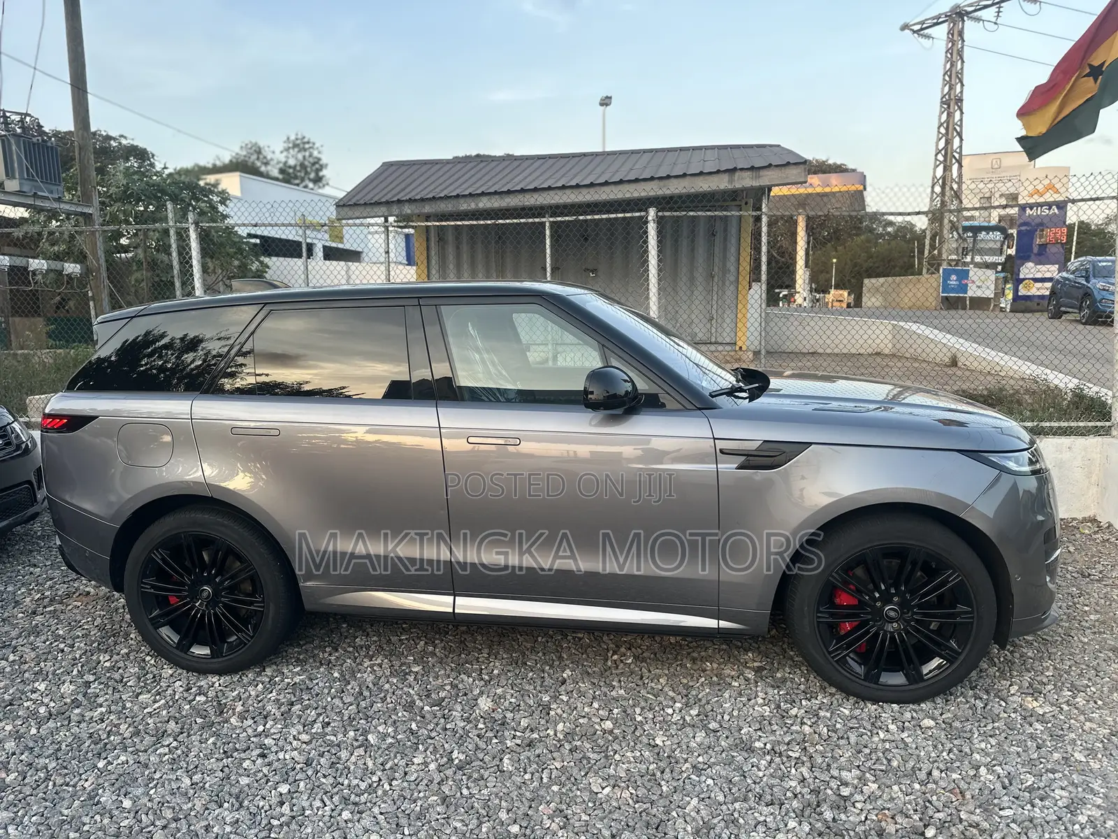 Land Rover Range Rover Sport P400 SE Dynamic 4WD 2023 Gray
