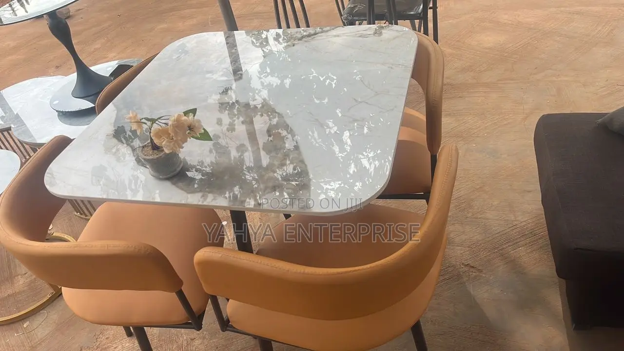 4 Seater Dining Table