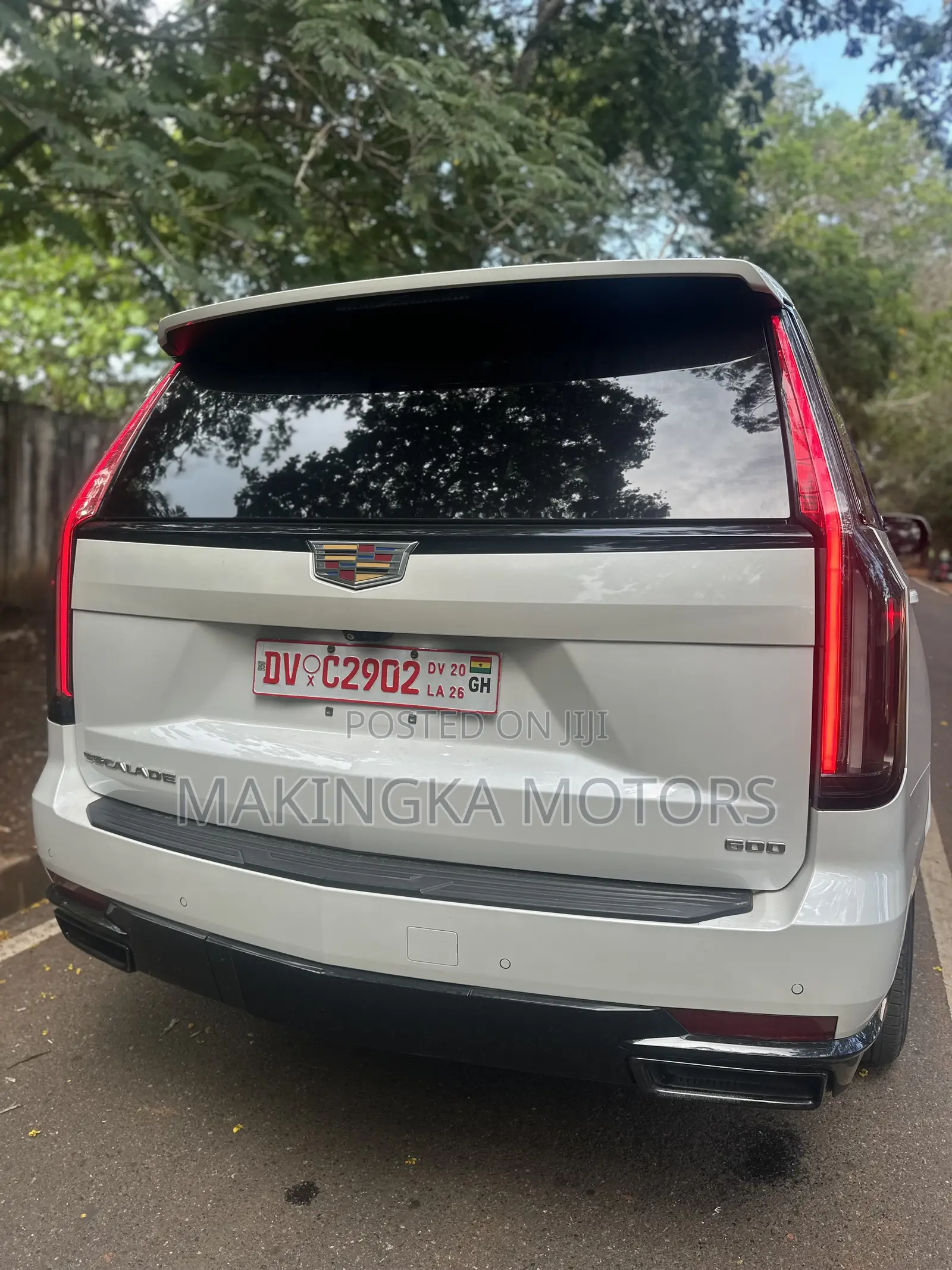 Cadillac Escalade 2021 White